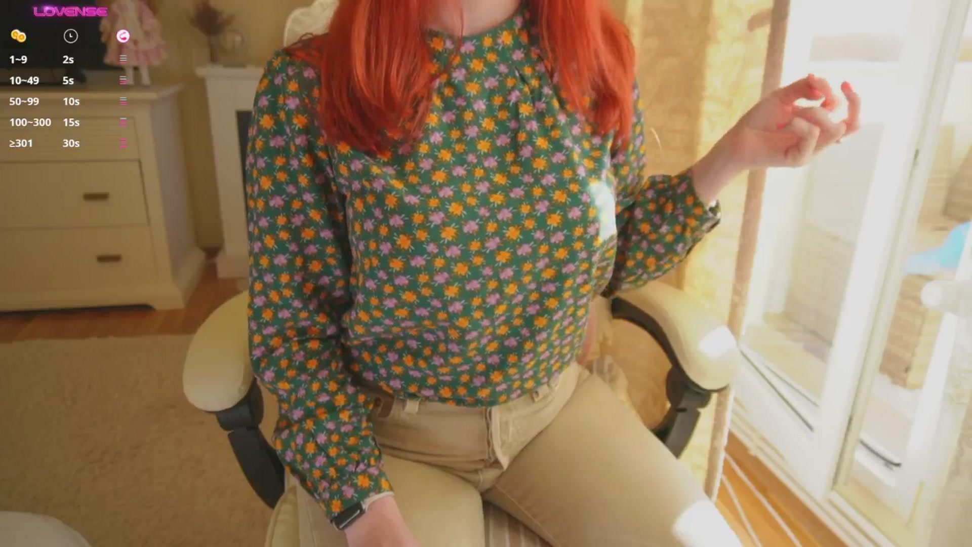Gallery image thumbnail from Arrielee's myfreecams stream on, 04/28/2025, 15:25 image 7 of 20