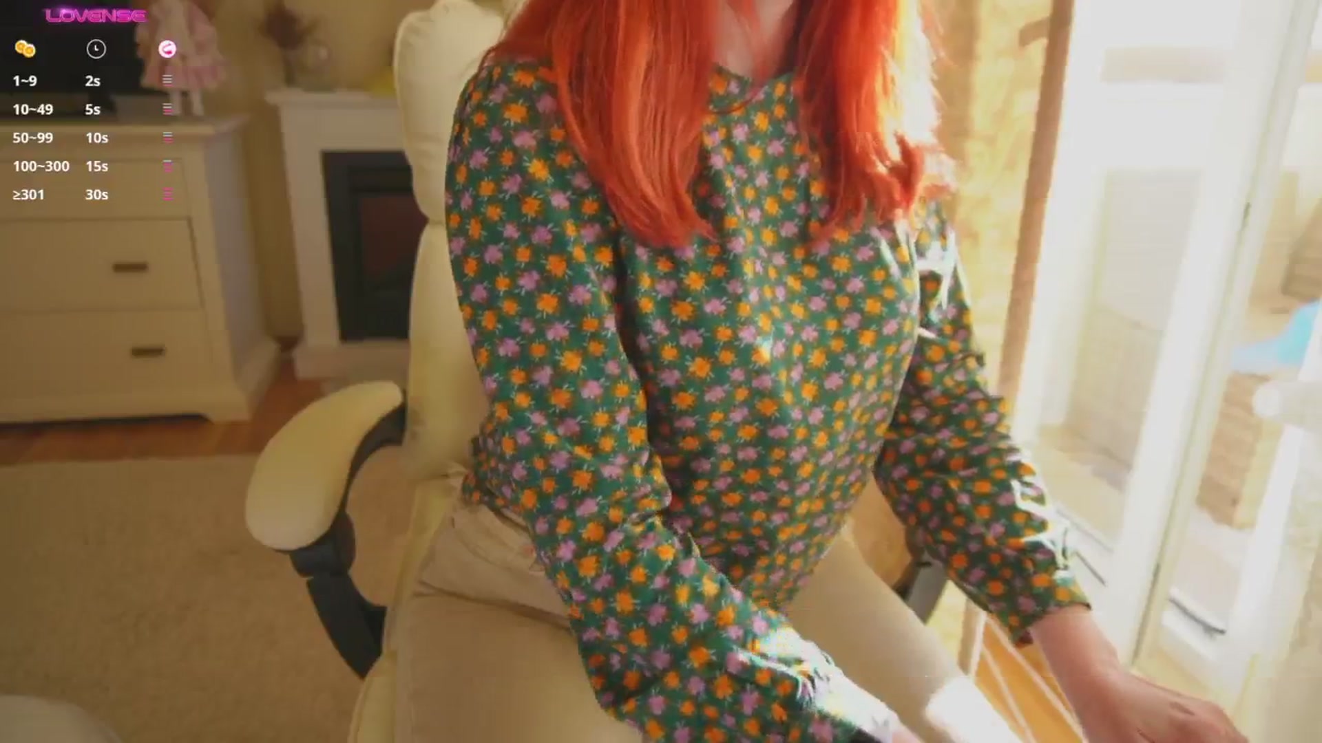 Gallery image thumbnail from Arrielee's myfreecams stream on, 04/28/2025, 15:25 image 5 of 20