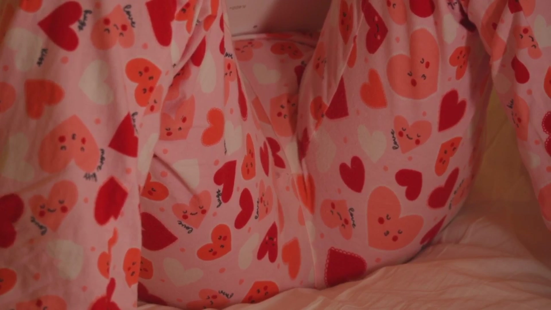 Gallery image thumbnail from Arrielee's myfreecams stream on, 05/16/2025, 15:34 image 10 of 20