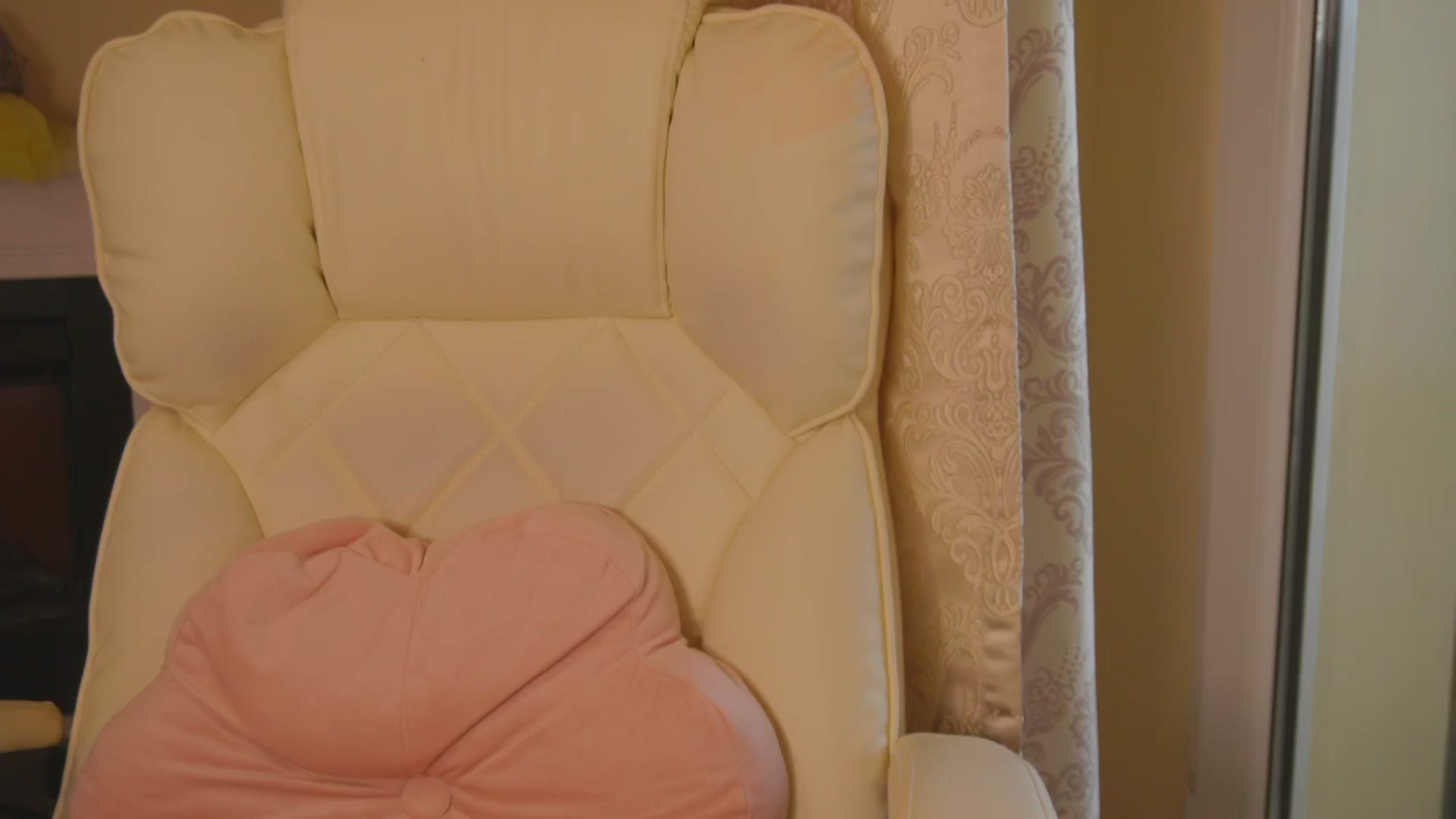 Gallery image thumbnail from Arrielee's myfreecams stream on, 06/21/2025, 11:20 image 16 of 20