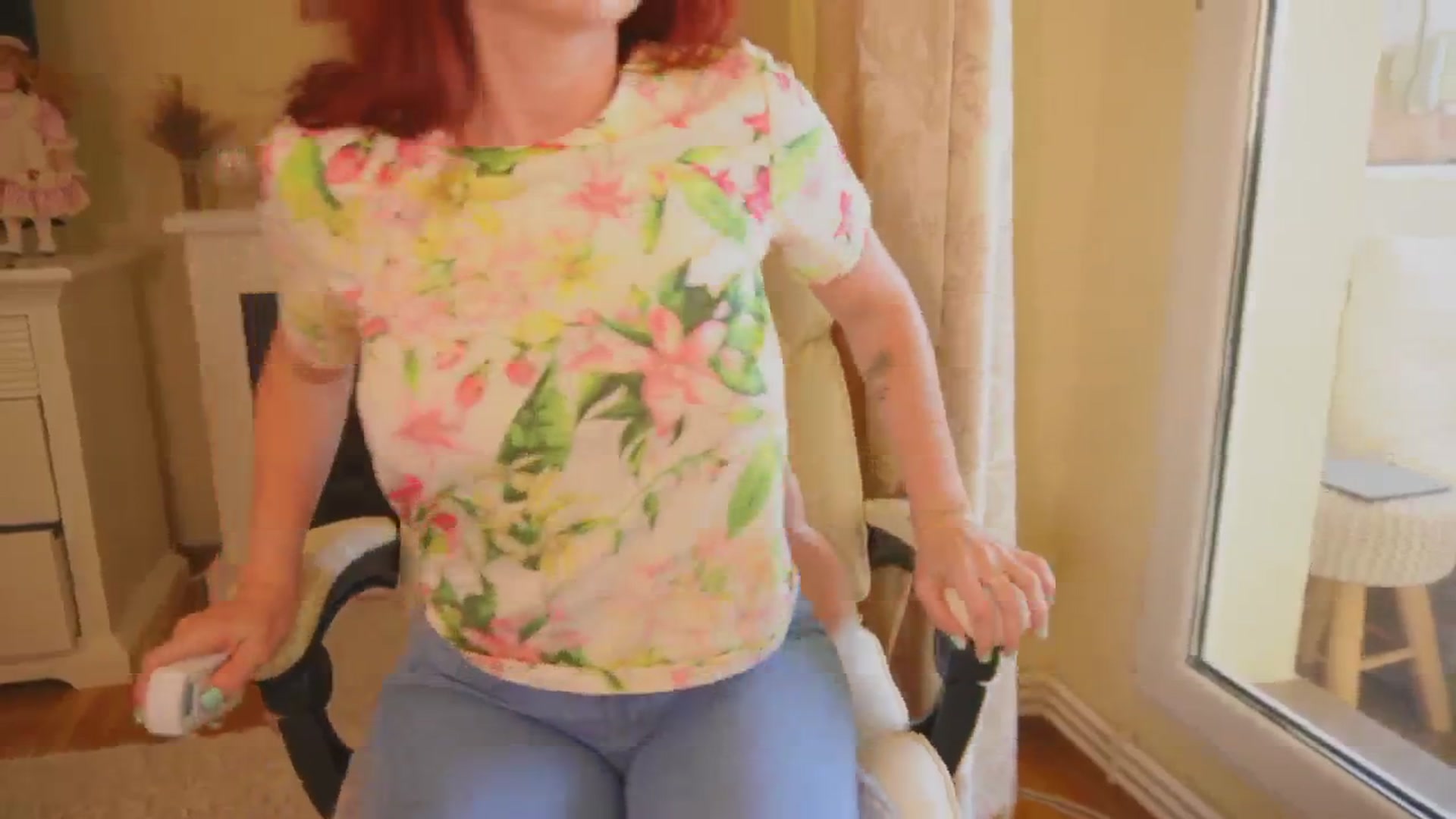 Gallery image thumbnail from Arrielee's myfreecams stream on, 06/23/2025, 14:11 image 3 of 20
