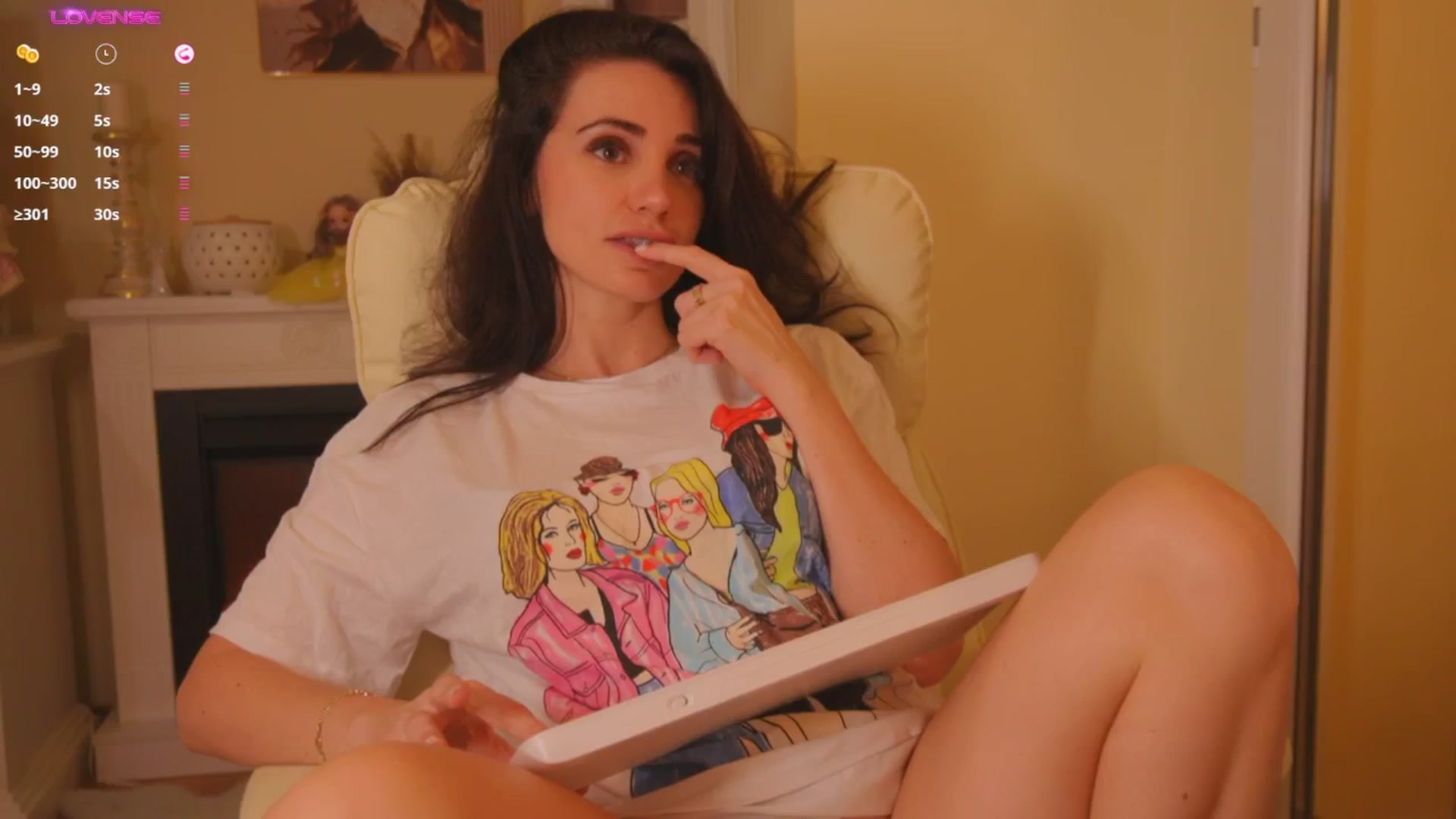 Gallery image thumbnail from Arrielee's myfreecams stream on, 11/19/2025, 15:19 image 5 of 20