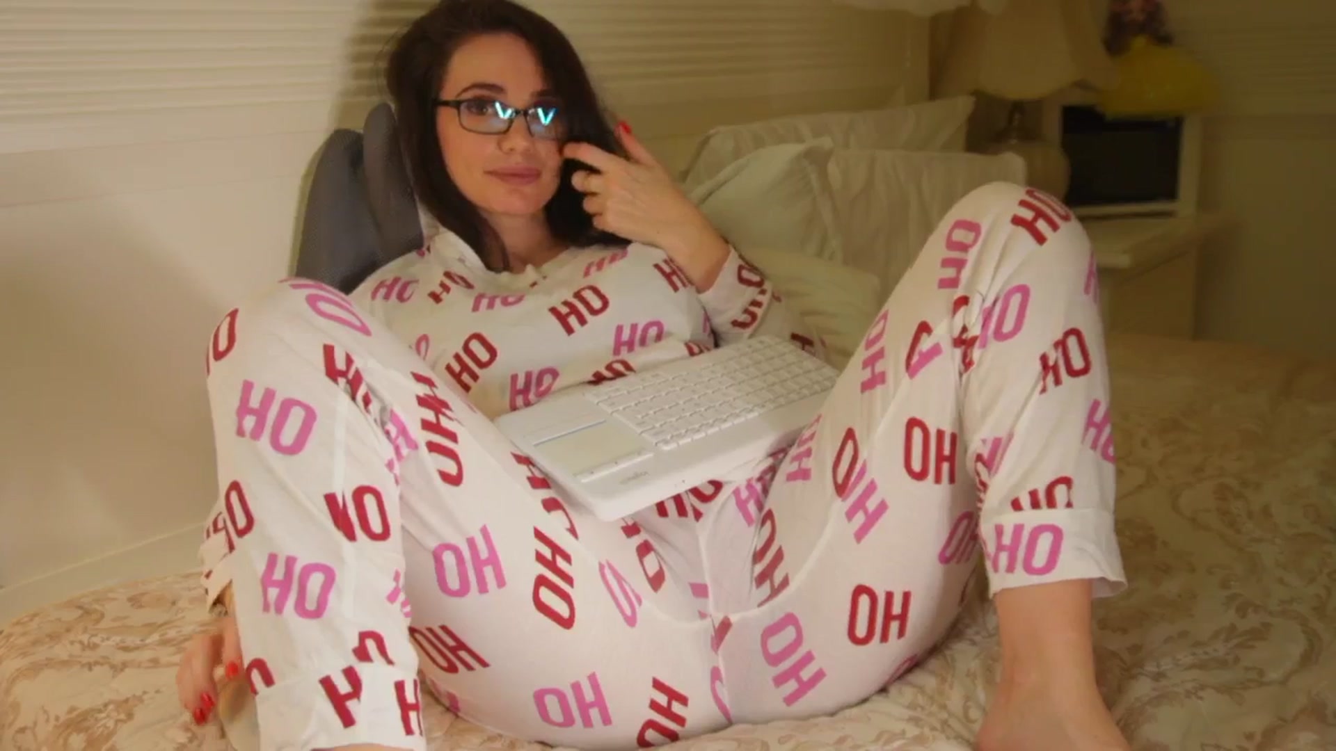 Gallery image thumbnail from Arrielee's myfreecams stream on, 12/11/2025, 18:19 image 8 of 20