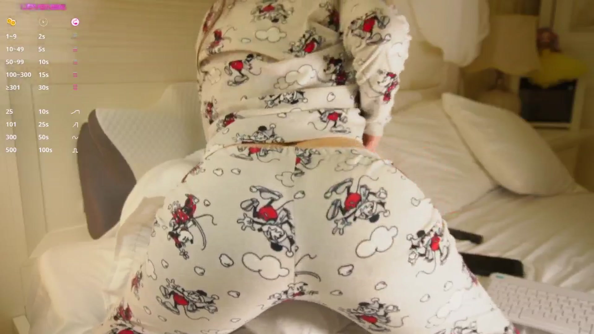 Gallery image thumbnail from Arrielee's myfreecams stream on, 12/24/2025, 15:30 image 7 of 20
