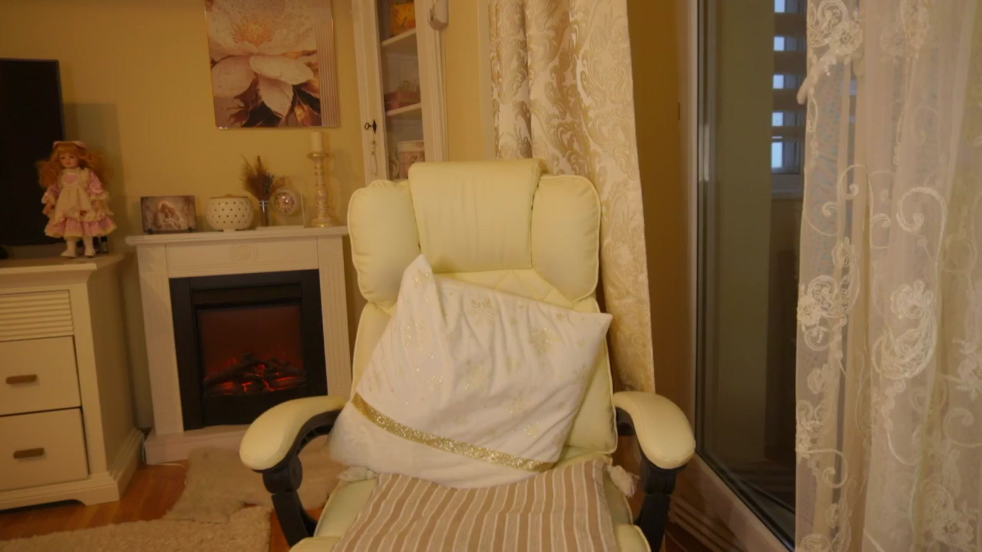 Gallery image thumbnail from Arrielee's myfreecams stream on, 01/08/2026, 14:32 image 5 of 20