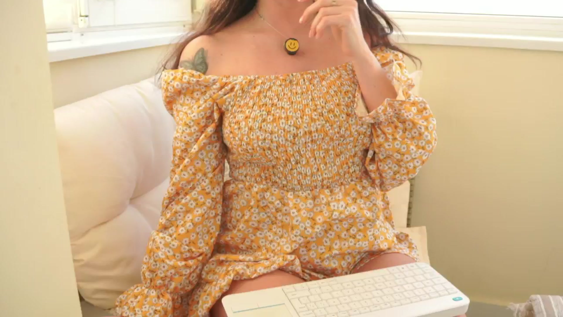 Gallery image thumbnail from Arrielee's myfreecams stream on, 03/15/2026, 14:05 image 16 of 20