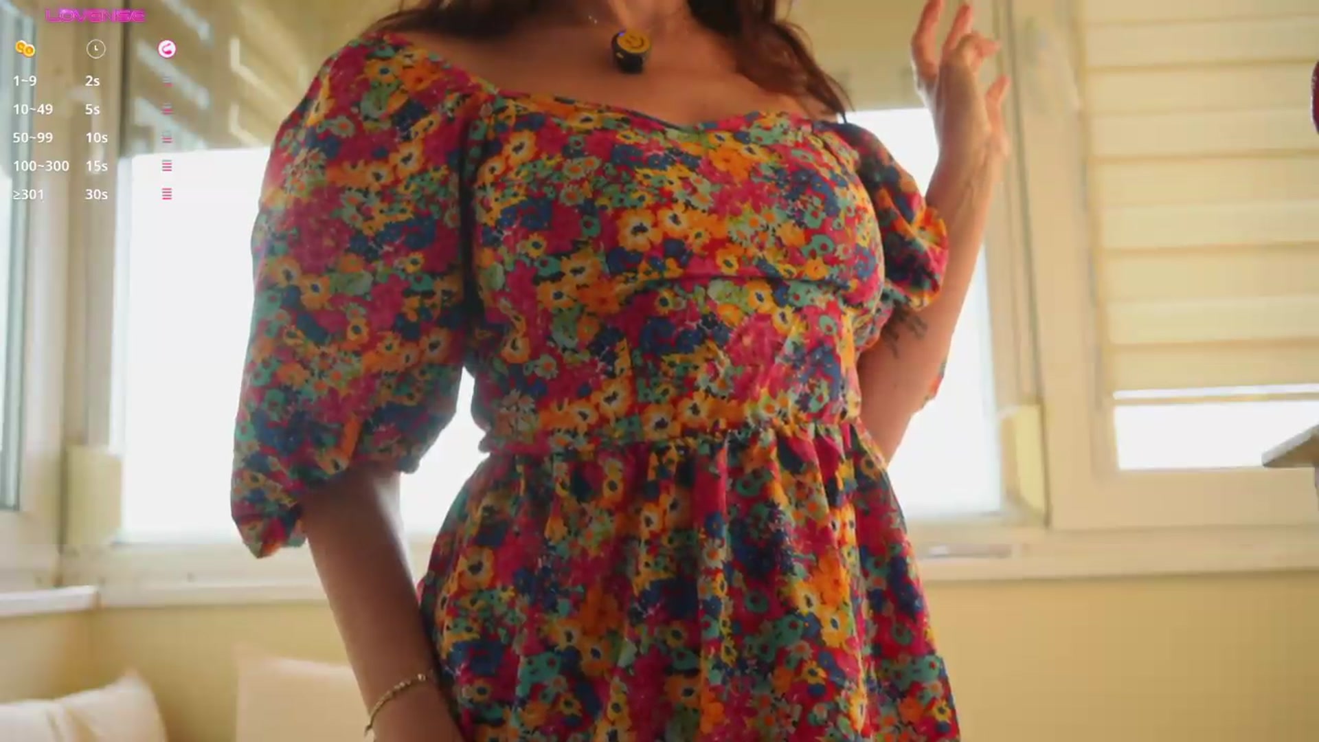 Gallery image thumbnail from Arrielee's myfreecams stream on, 06/08/2026, 16:19 image 17 of 20