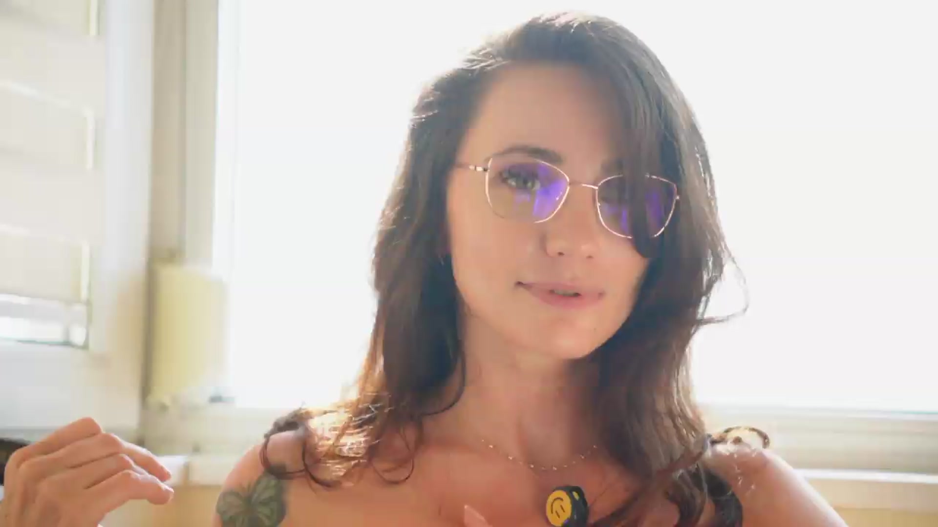 Gallery image thumbnail from Arrielee's myfreecams stream on, 07/06/2026, 15:15 image 15 of 20