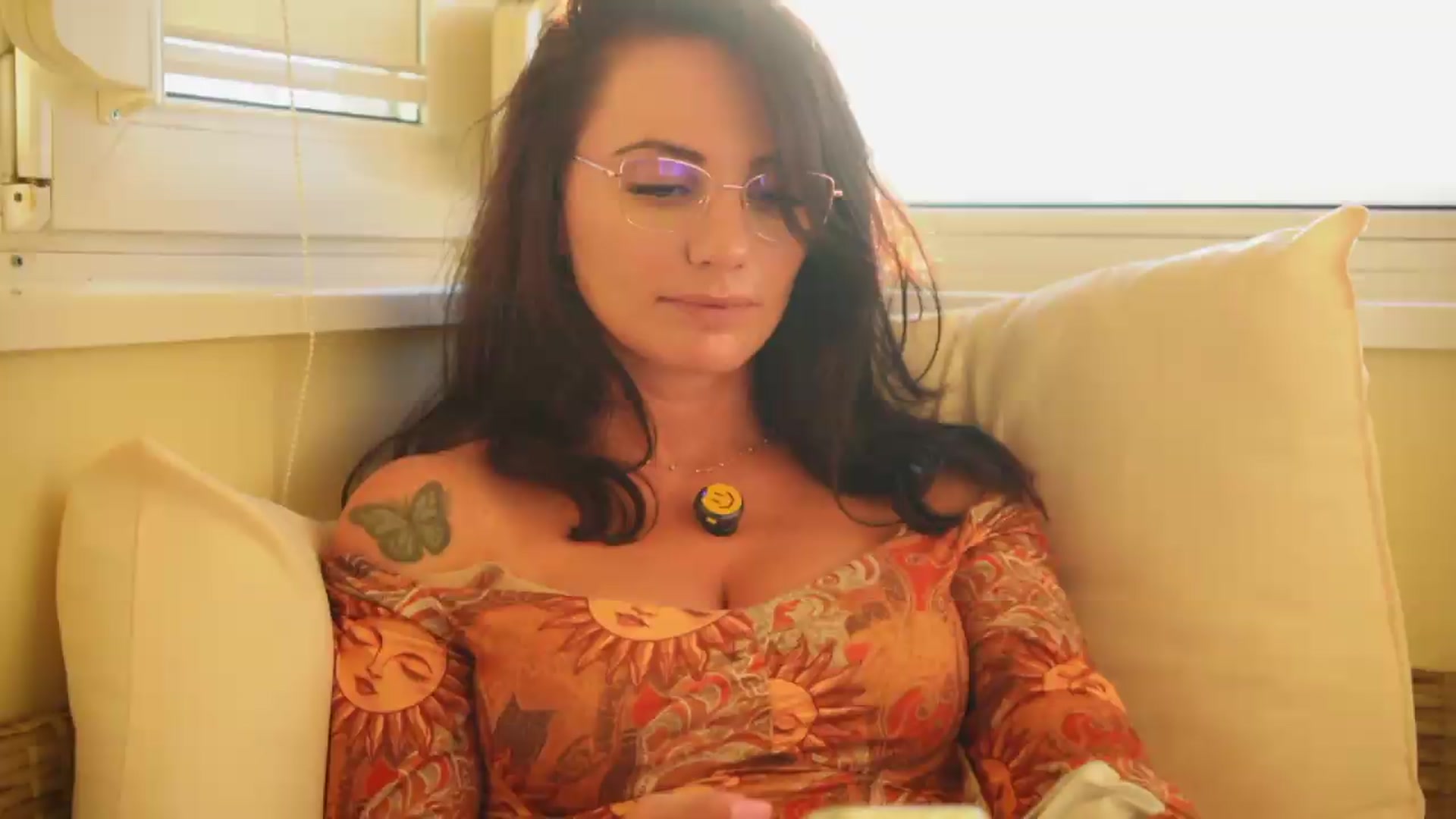 Gallery image thumbnail from Arrielee's myfreecams stream on, 08/16/2026, 16:58 image 8 of 20