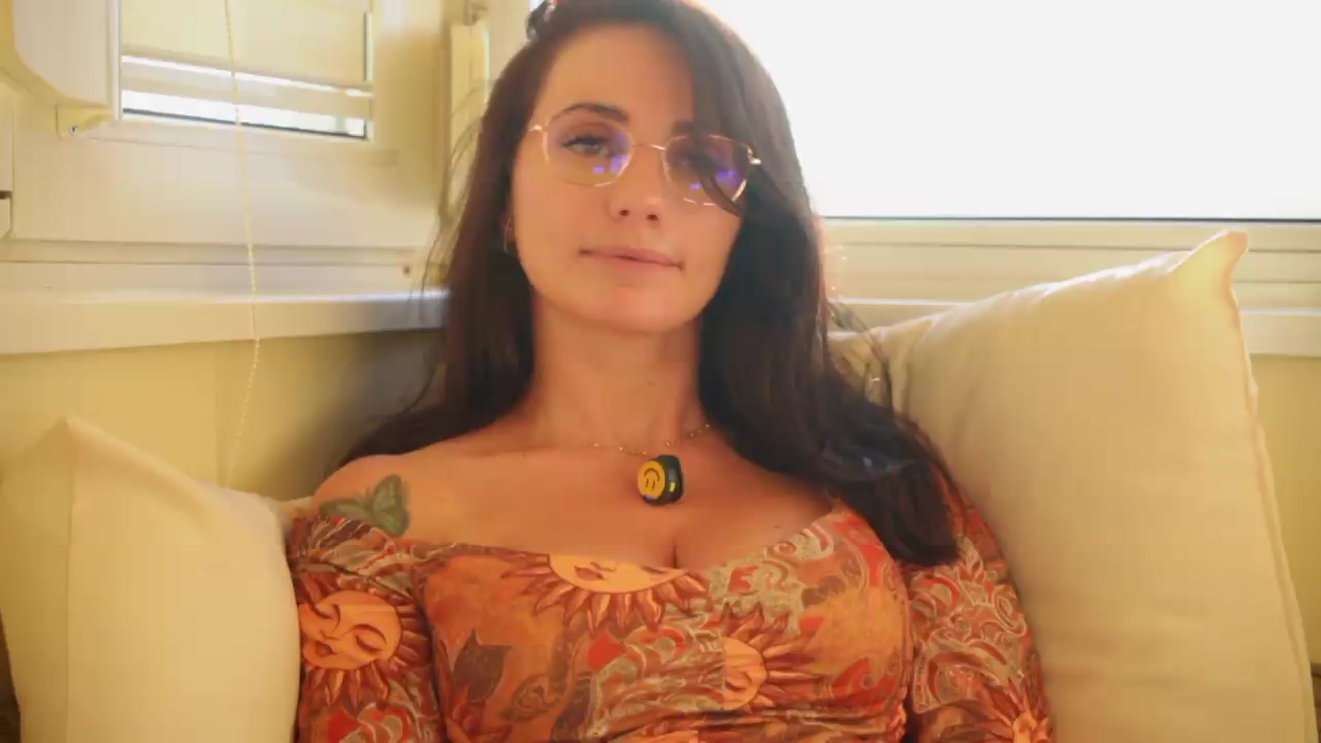 Gallery image thumbnail from Arrielee's myfreecams stream on, 08/16/2026, 16:58 image 3 of 20