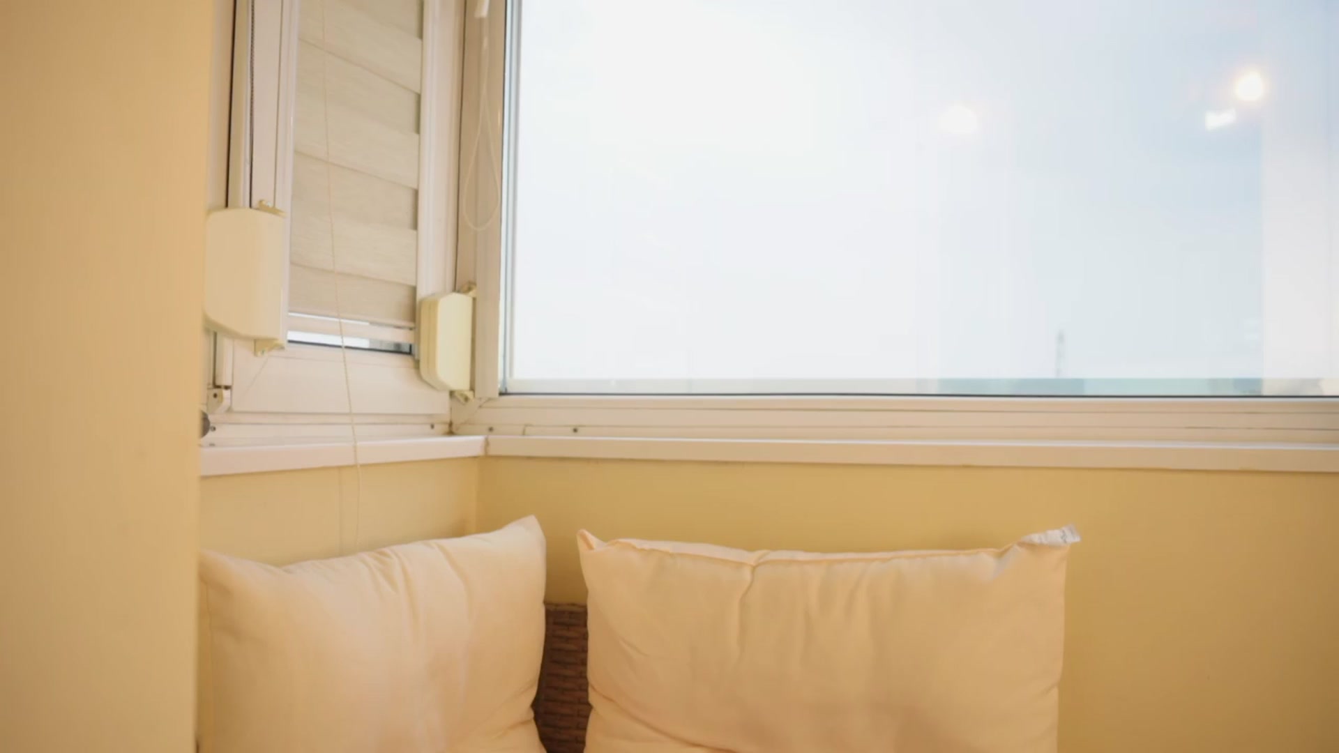 Gallery image thumbnail from Arrielee's myfreecams stream on, 08/26/2026, 16:34 image 15 of 20