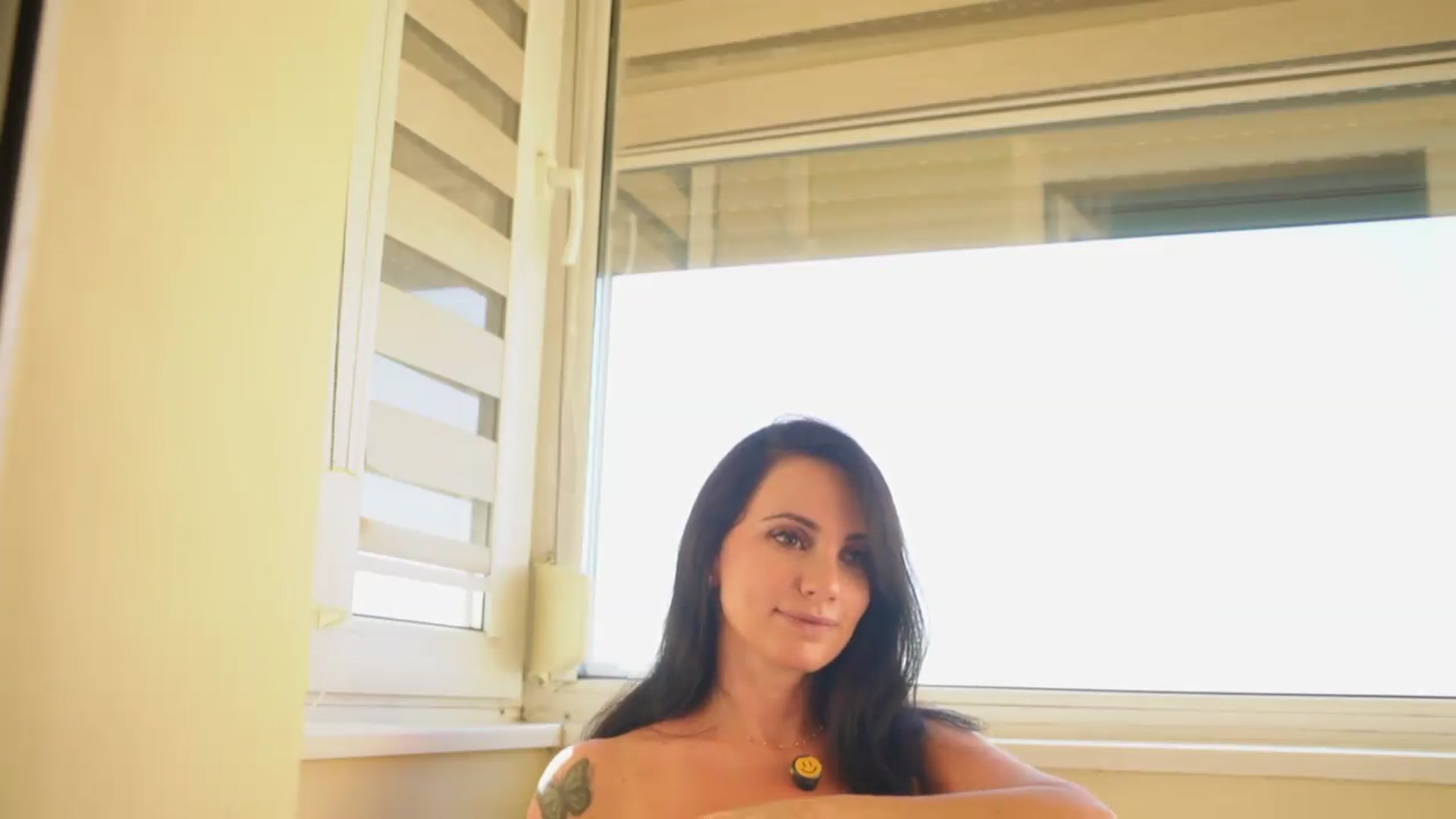 Gallery image thumbnail from Arrielee's myfreecams stream on, 09/17/2026, 15:11 image 10 of 20
