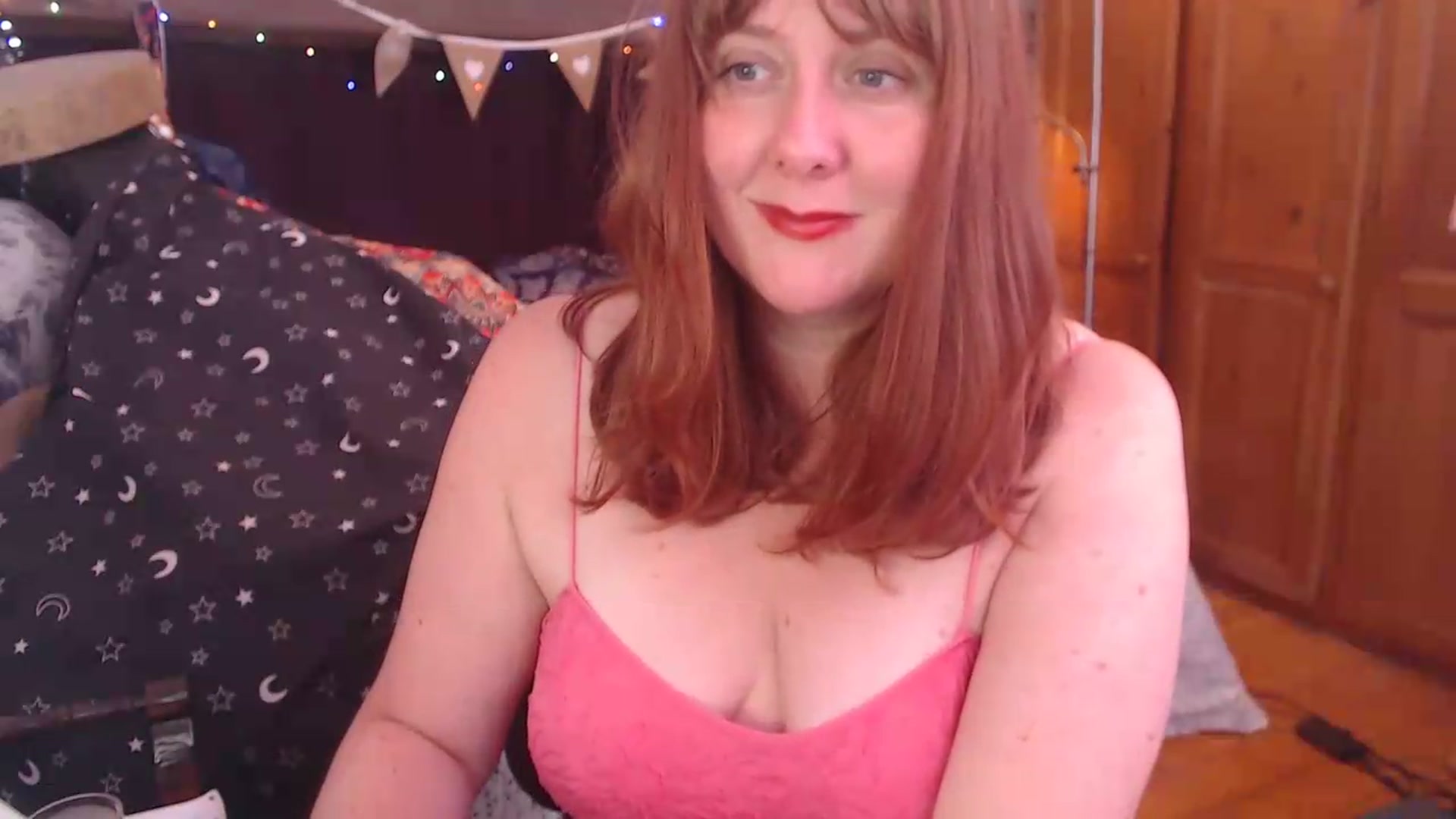 Gallery image thumbnail from ArriettyMoon's myfreecams stream on, 08/28/2026, 11:00 image 18 of 20