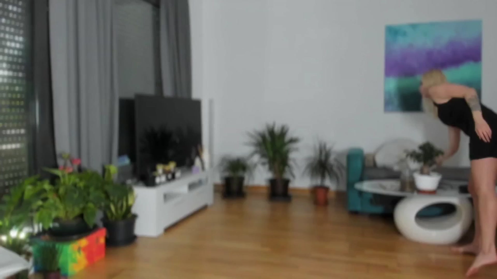 Gallery image thumbnail from ArtSoph's myfreecams stream on, 05/23/2024, 16:19 image 12 of 20