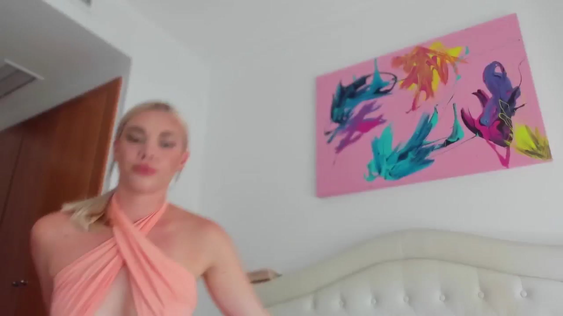 Gallery image thumbnail from ArtSoph's myfreecams stream on, 06/26/2024, 15:09 image 9 of 20