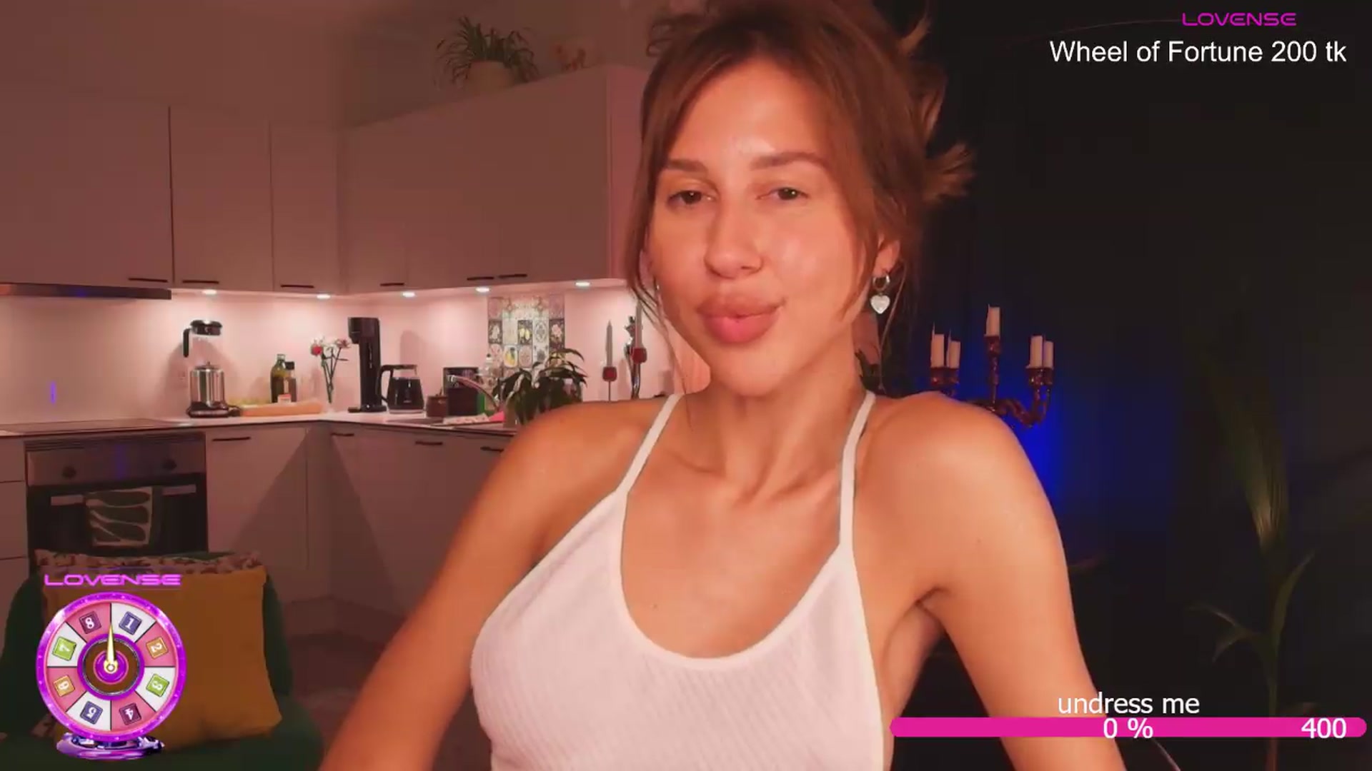Gallery image thumbnail from ArtedAmore's myfreecams stream on, 07/04/2026, 20:50 image 16 of 20