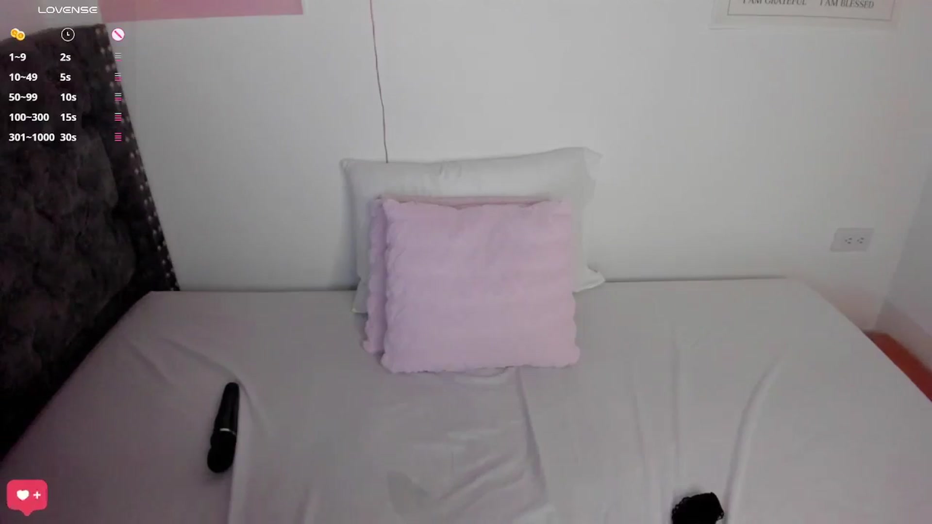 Gallery image thumbnail from Artemisa_67_'s myfreecams stream on, 06/27/2025, 06:55 image 18 of 20