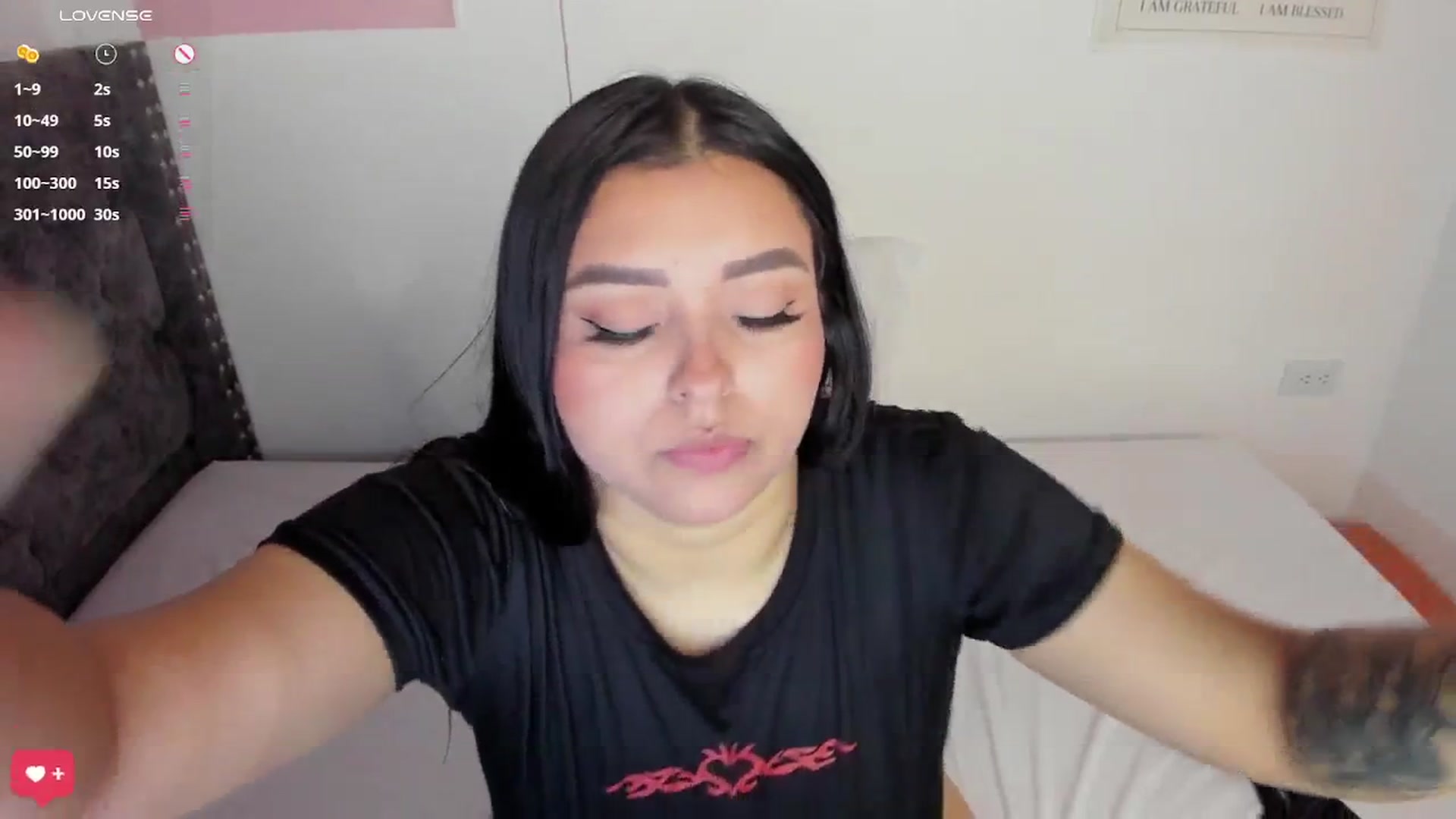 Gallery image thumbnail from Artemisa_67_'s myfreecams stream on, 06/27/2025, 06:55 image 16 of 20