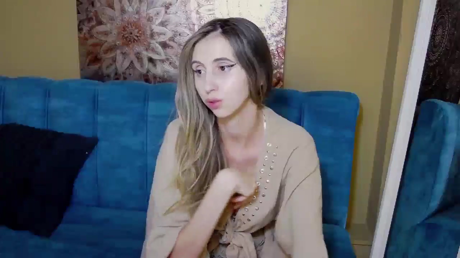 Gallery image thumbnail from Artemiss's myfreecams stream on, 07/09/2024, 21:28 image 4 of 20