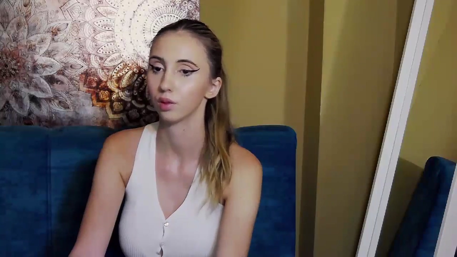 Gallery image thumbnail from Artemiss's myfreecams stream on, 07/21/2024, 18:15 image 5 of 20