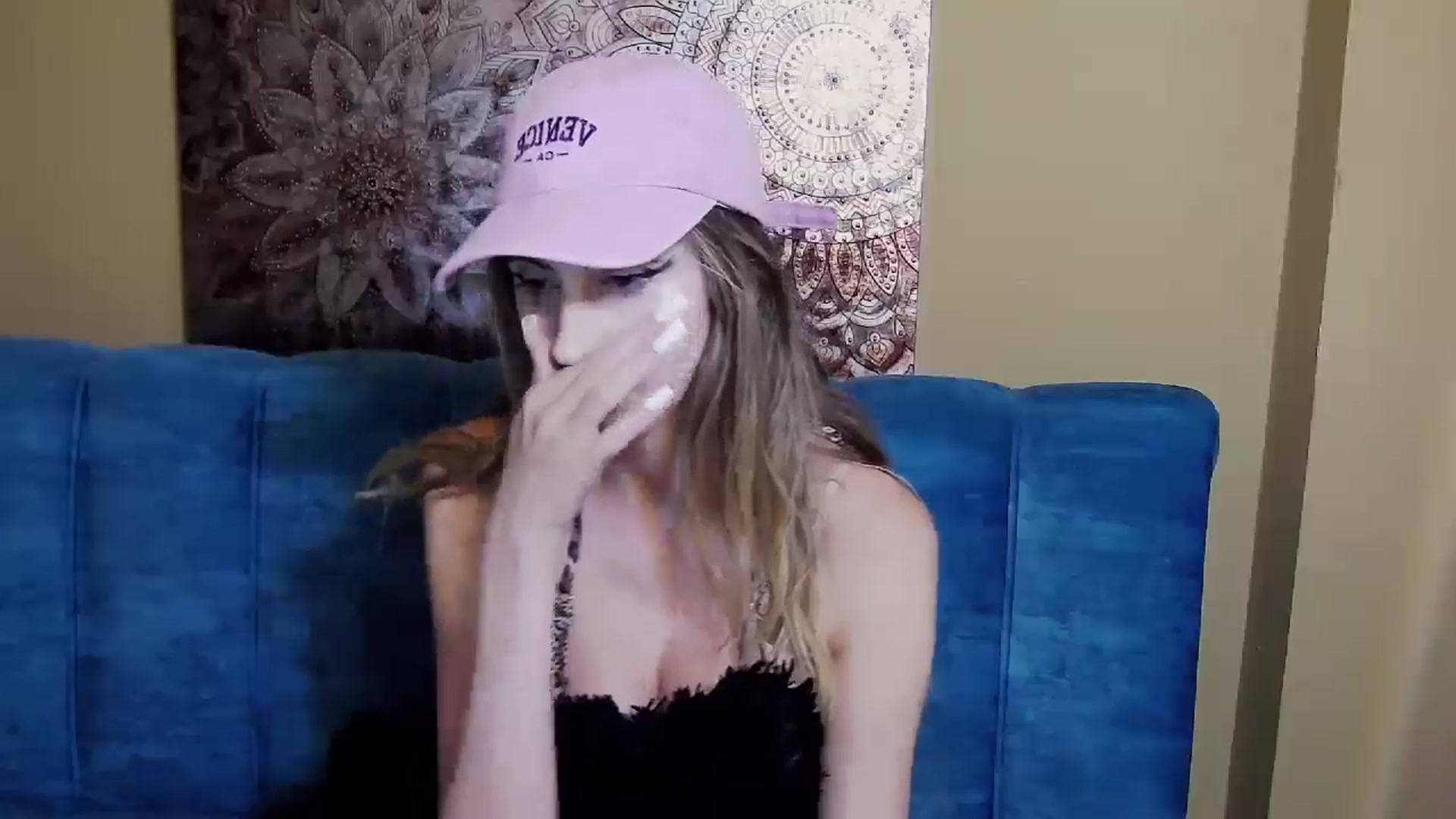 Gallery image thumbnail from Artemiss's myfreecams stream on, 07/22/2024, 19:36 image 19 of 20