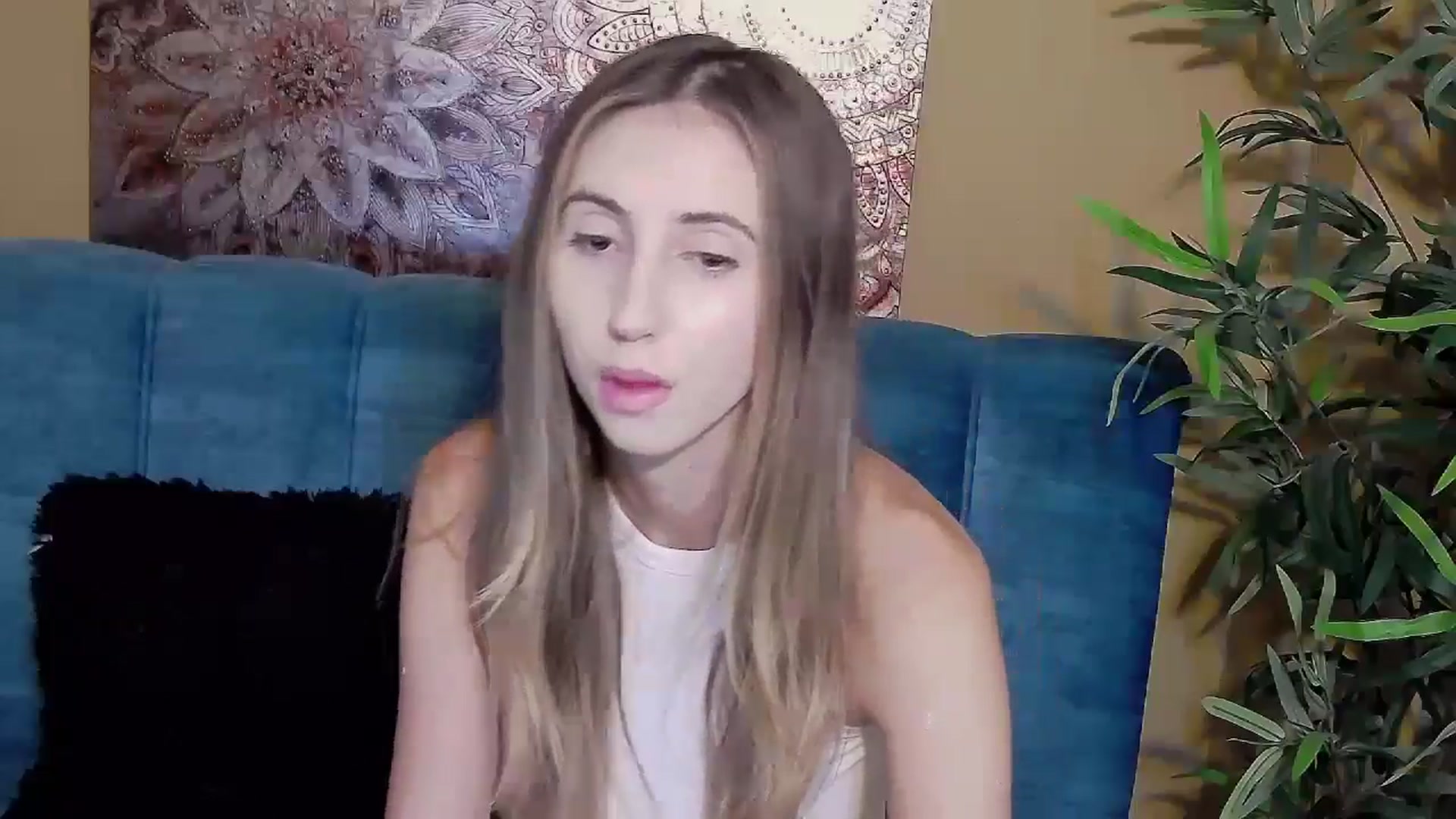 Gallery image thumbnail from Artemiss's myfreecams stream on, 08/27/2024, 17:27 image 9 of 20