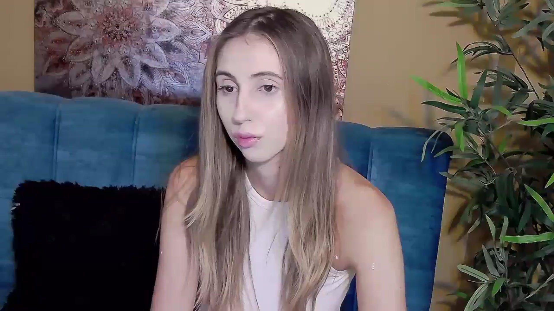 Gallery image thumbnail from Artemiss's myfreecams stream on, 08/27/2024, 17:27 image 8 of 20