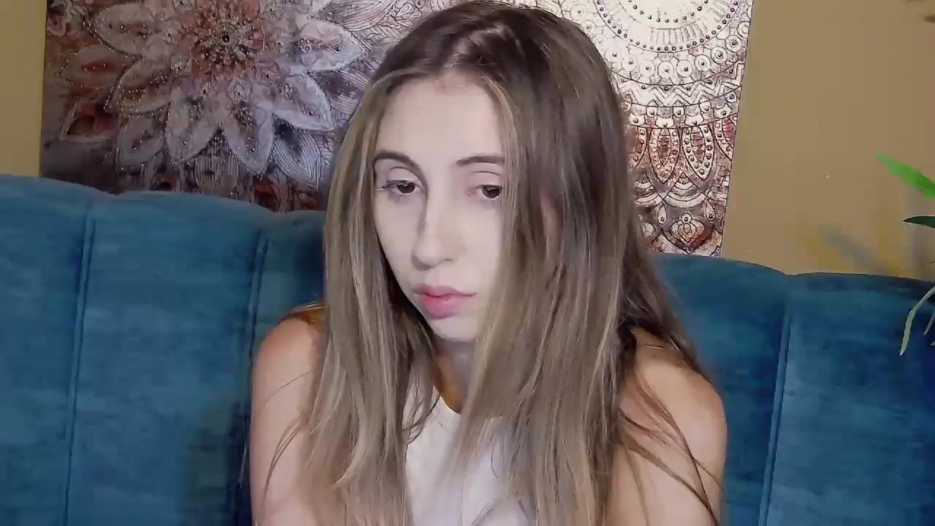 Gallery image thumbnail from Artemiss's myfreecams stream on, 08/27/2024, 18:43 image 14 of 20