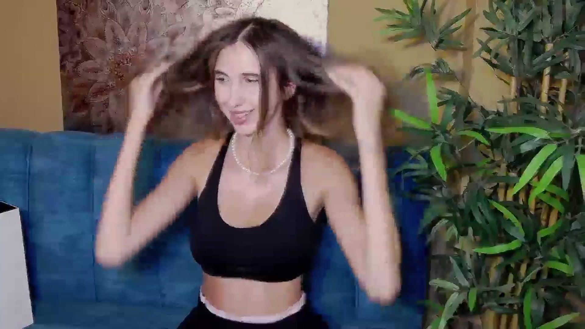 Gallery image thumbnail from Artemiss's myfreecams stream on, 09/03/2024, 23:03 image 4 of 20