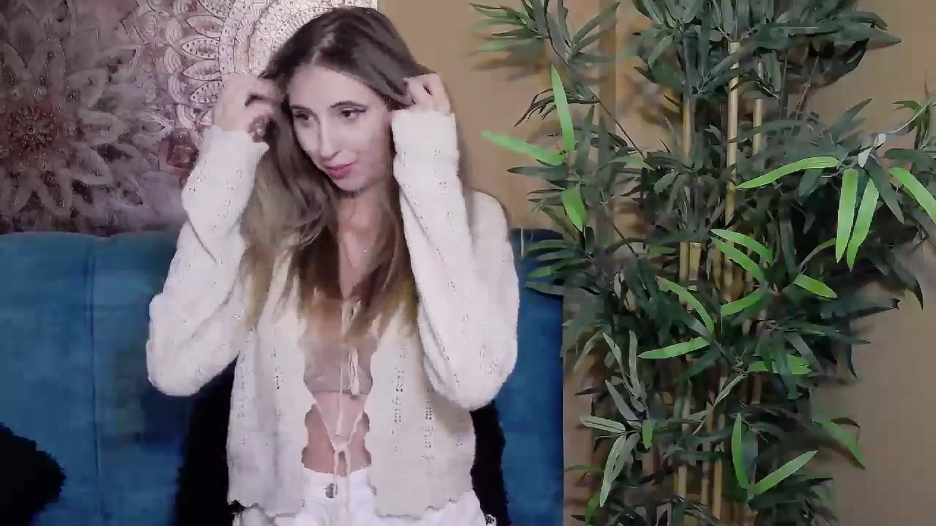 Gallery image thumbnail from Artemiss's myfreecams stream on, 09/11/2024, 21:11 image 18 of 20