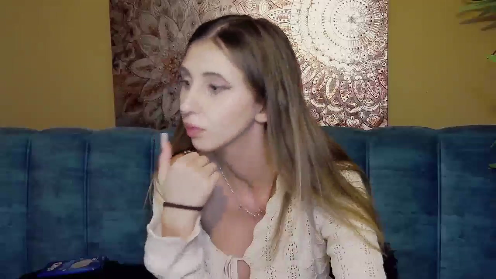 Gallery image thumbnail from Artemiss's myfreecams stream on, 09/13/2024, 20:02 image 6 of 20