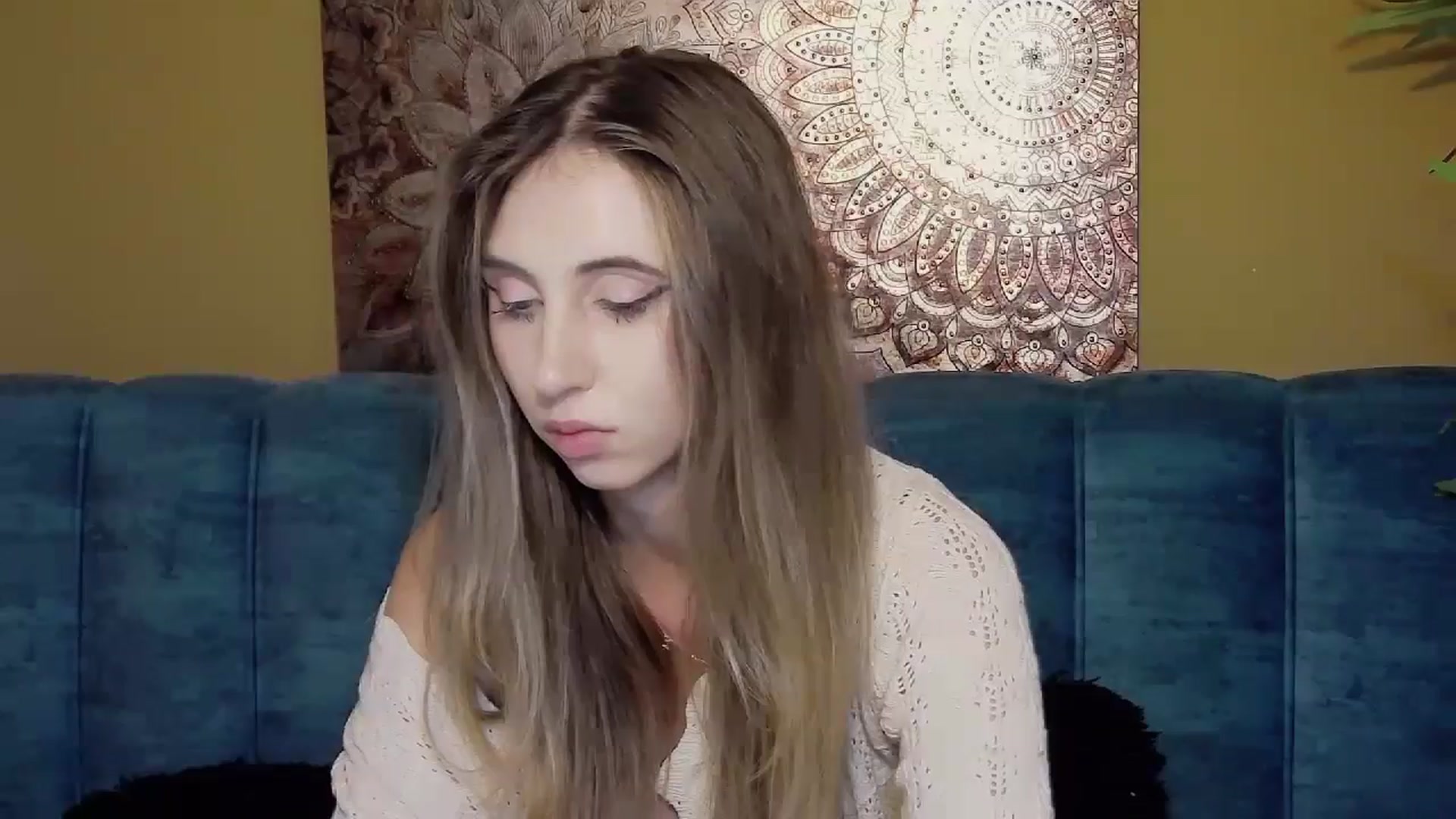 Gallery image thumbnail from Artemiss's myfreecams stream on, 09/13/2024, 20:02 image 16 of 20