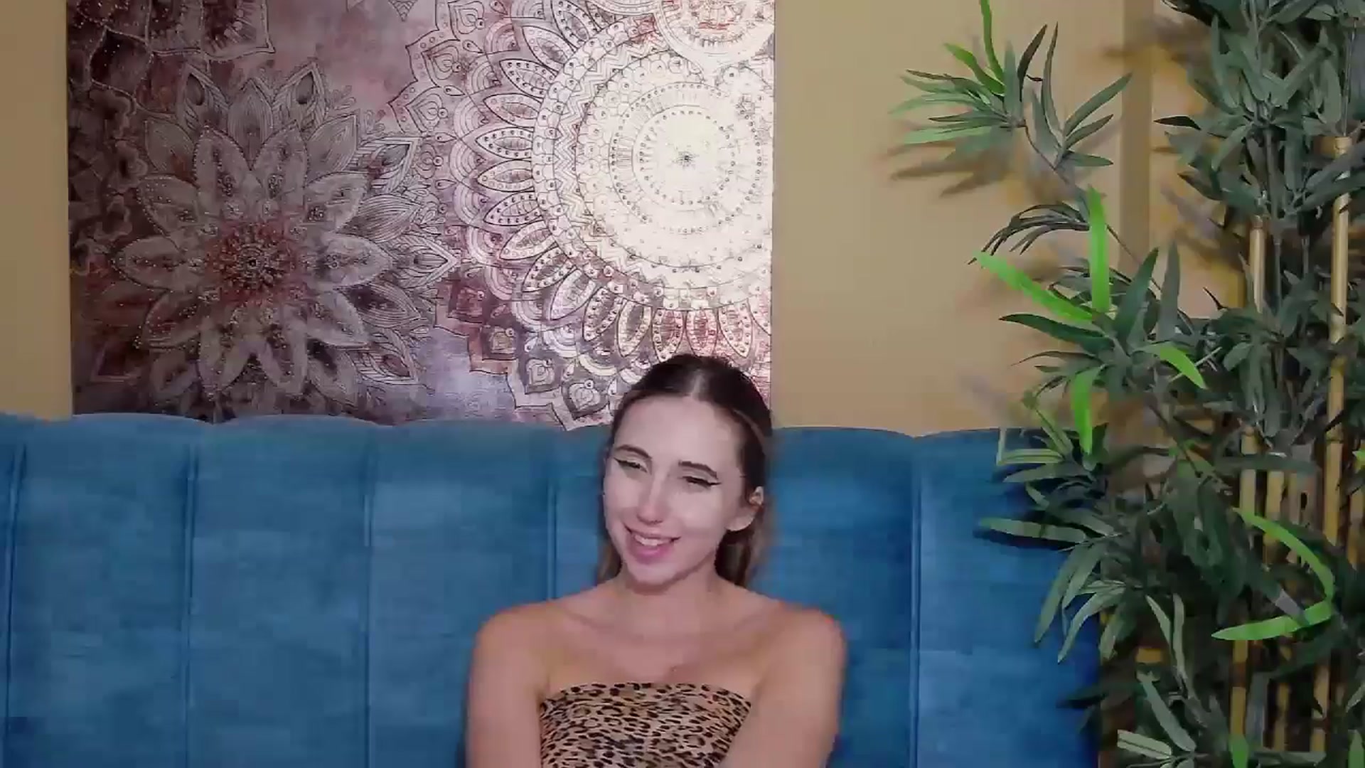 Gallery image thumbnail from Artemiss's myfreecams stream on, 09/18/2024, 23:05 image 12 of 20