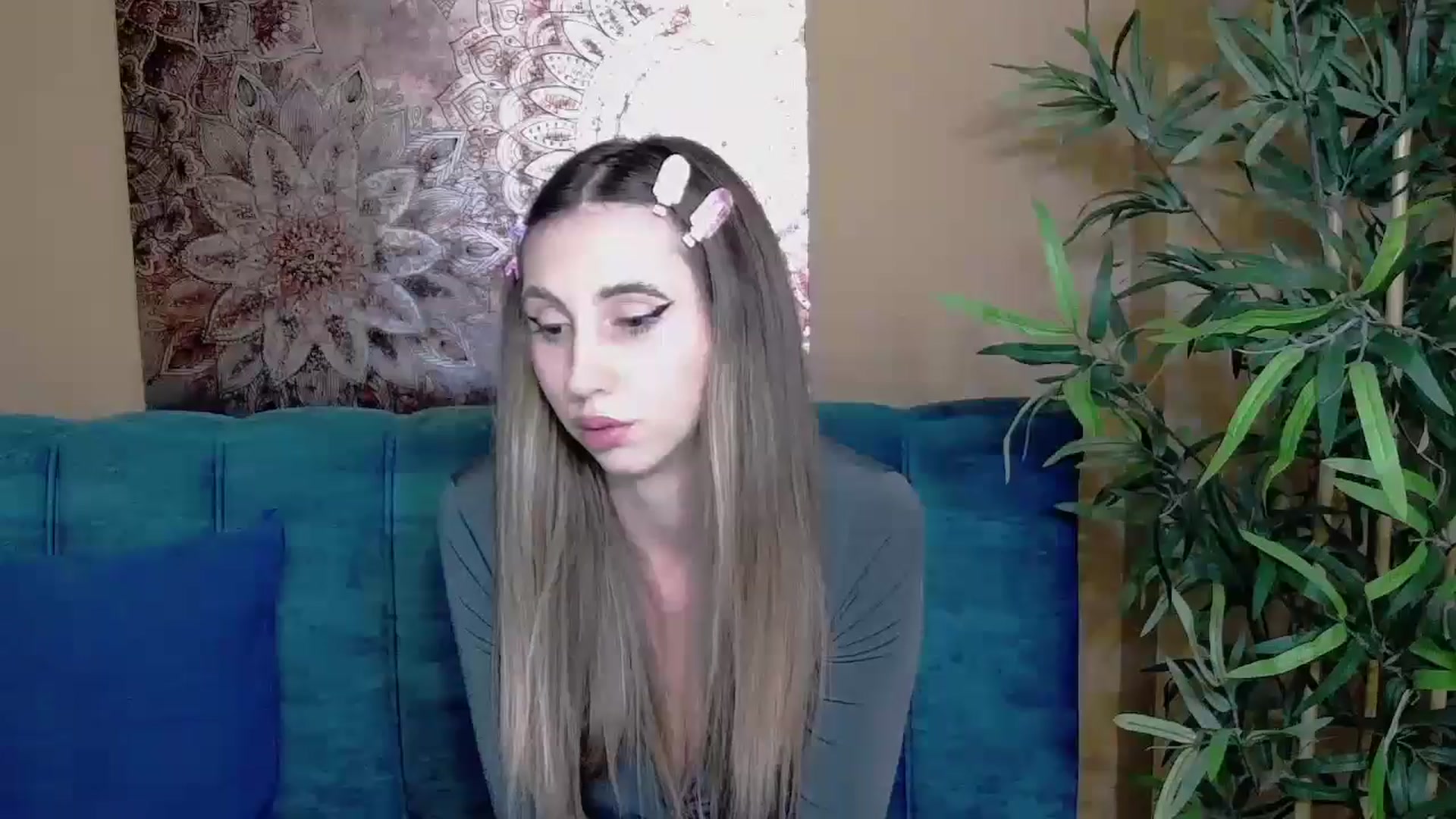 Gallery image thumbnail from Artemiss's myfreecams stream on, 09/28/2024, 17:50 image 13 of 20