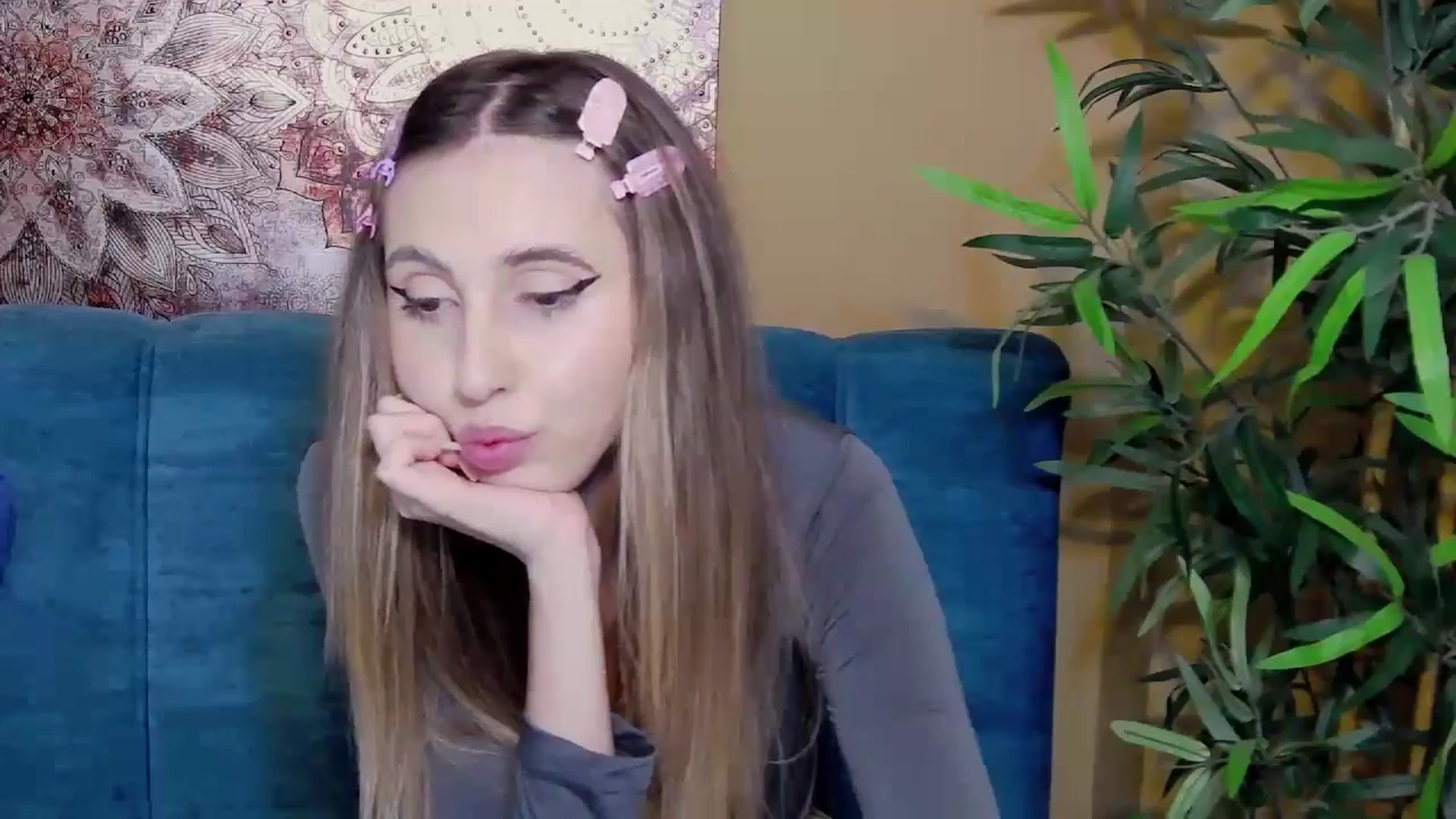 Gallery image thumbnail from Artemiss's myfreecams stream on, 09/28/2024, 21:33 image 20 of 20
