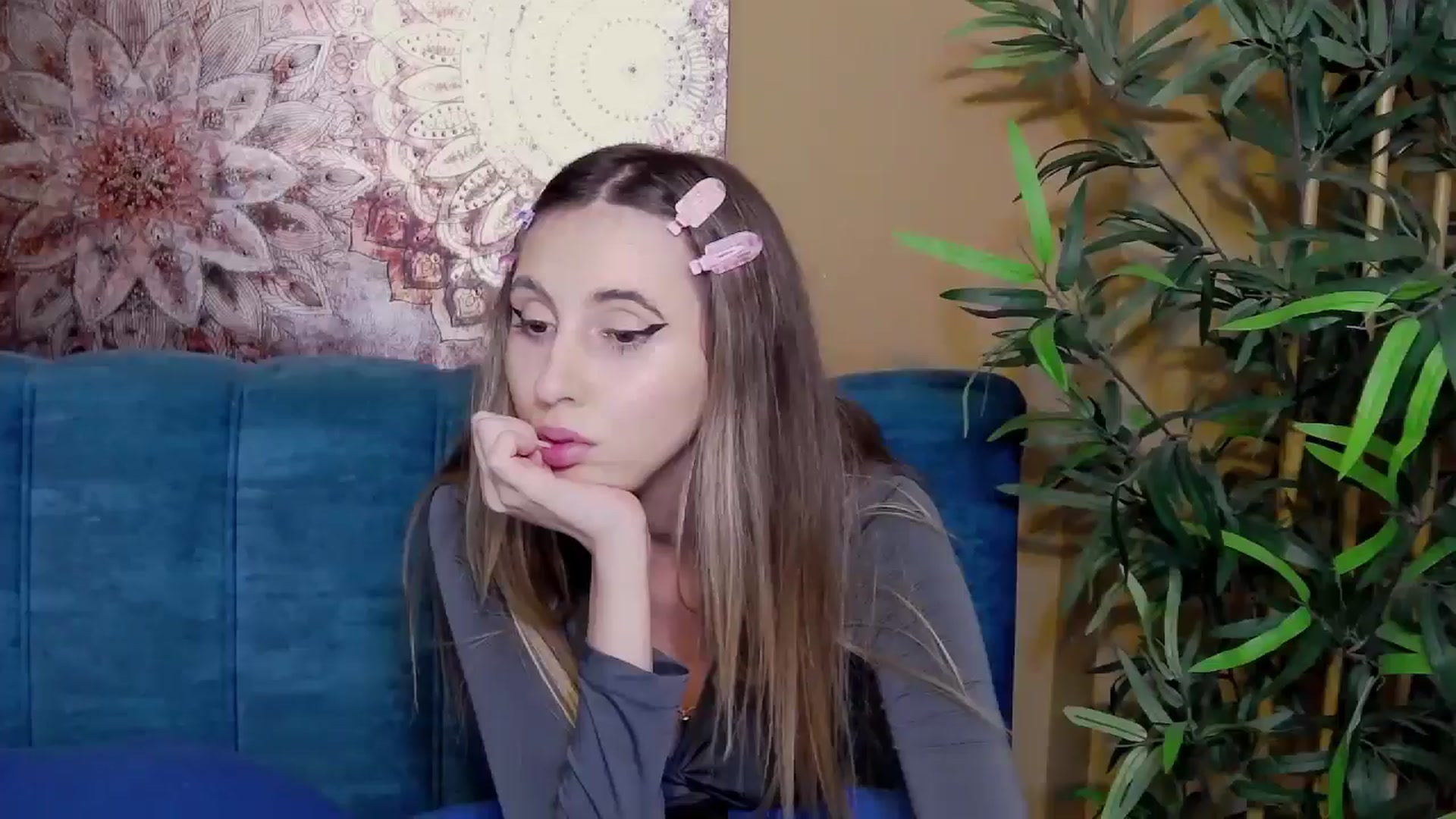Gallery image thumbnail from Artemiss's myfreecams stream on, 09/28/2024, 22:52 image 19 of 20