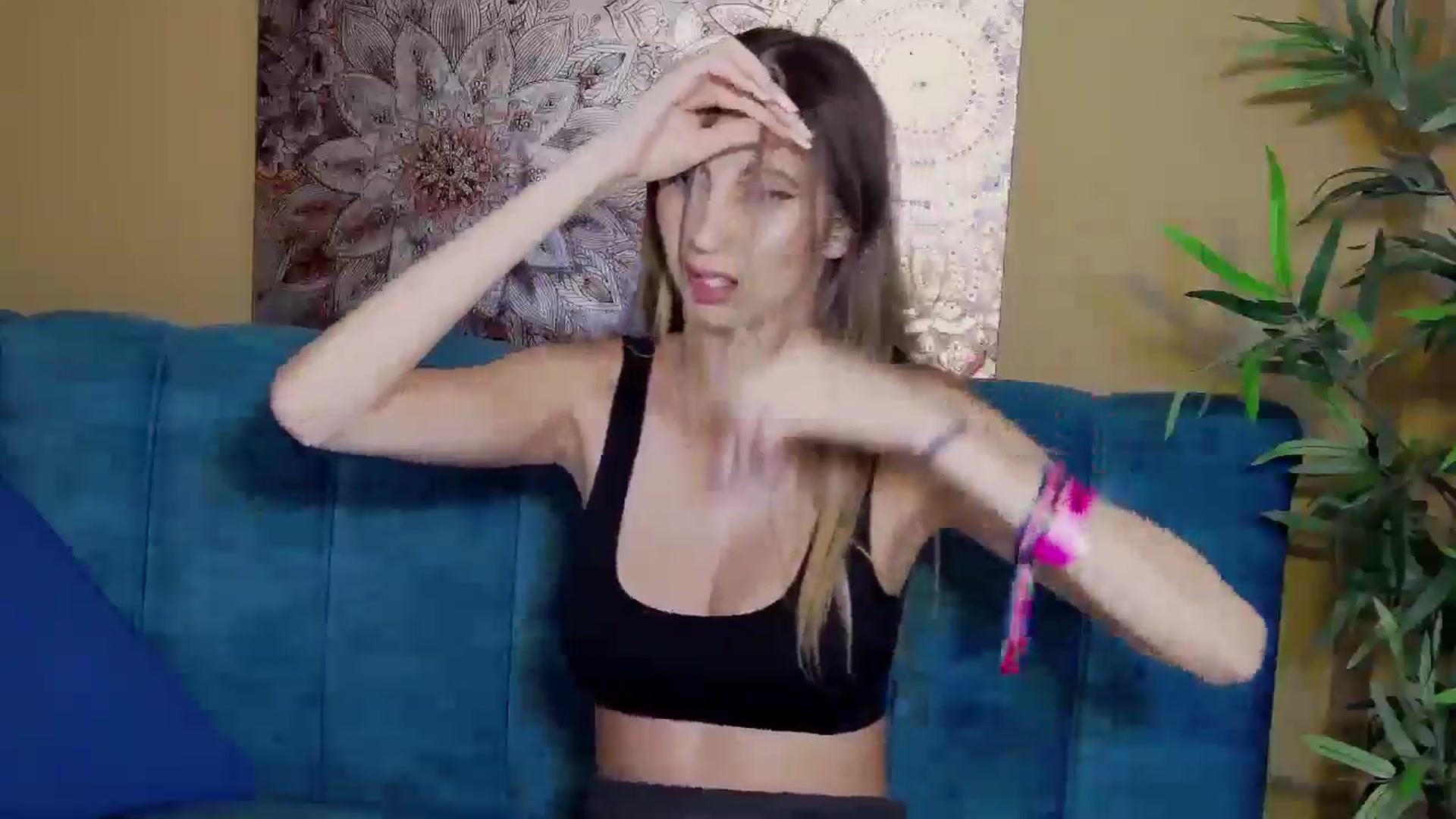 Gallery image thumbnail from Artemiss's myfreecams stream on, 09/29/2024, 21:29 image 18 of 20