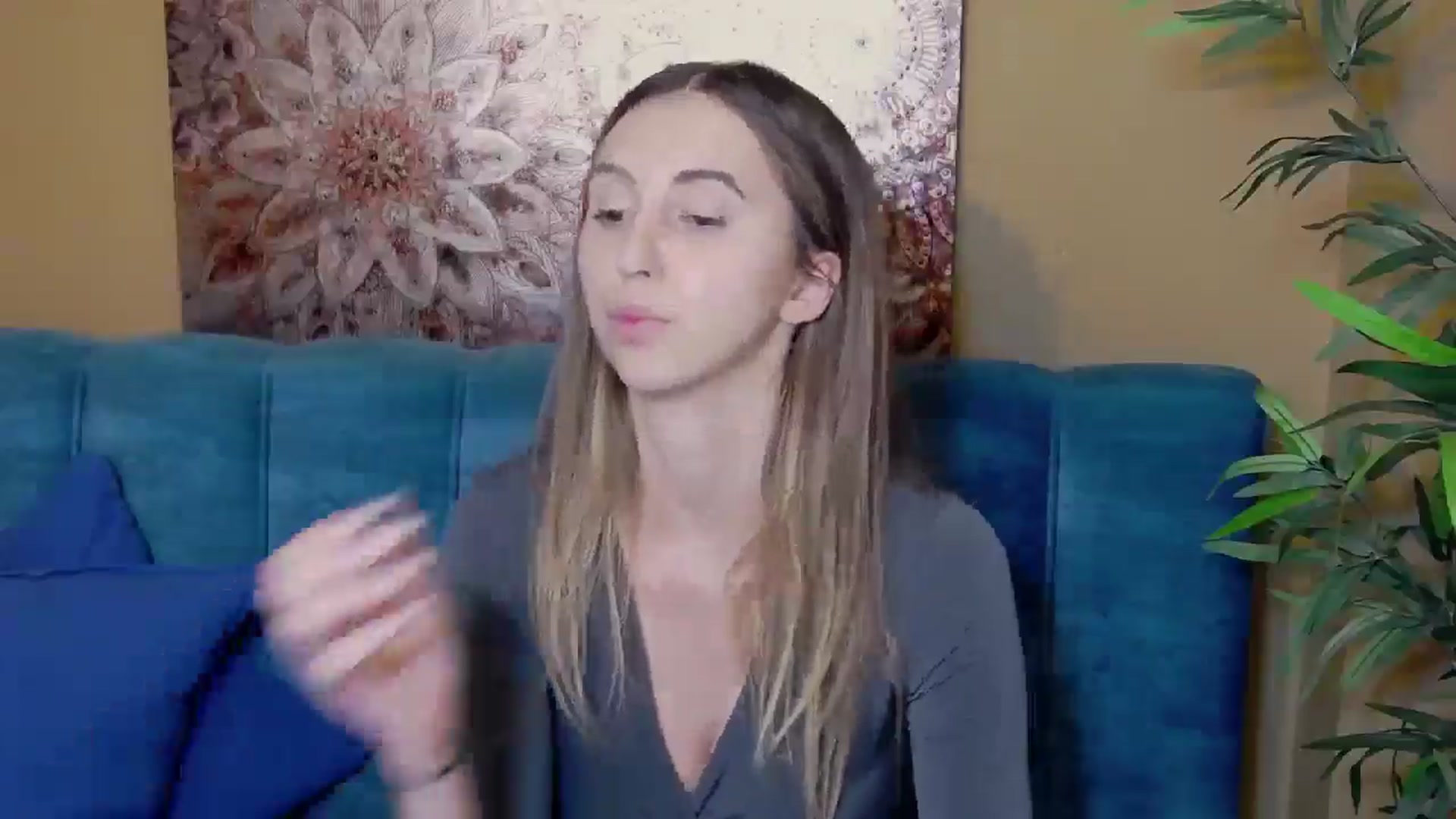 Gallery image thumbnail from Artemiss's myfreecams stream on, 10/02/2024, 21:20 image 13 of 20