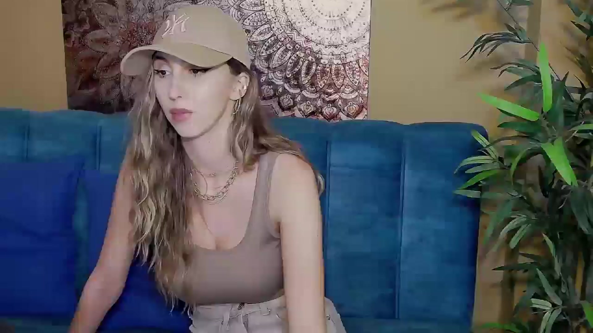 Gallery image thumbnail from Artemiss's myfreecams stream on, 10/04/2024, 18:31 image 20 of 20