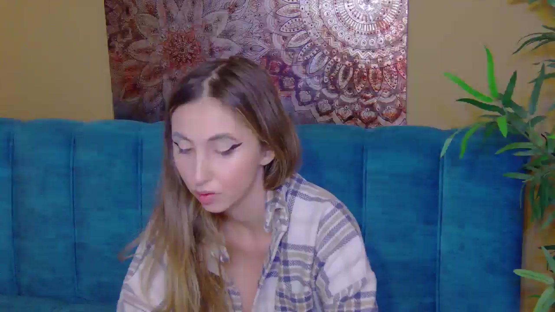 Gallery image thumbnail from Artemiss's myfreecams stream on, 10/18/2024, 21:39 image 12 of 20