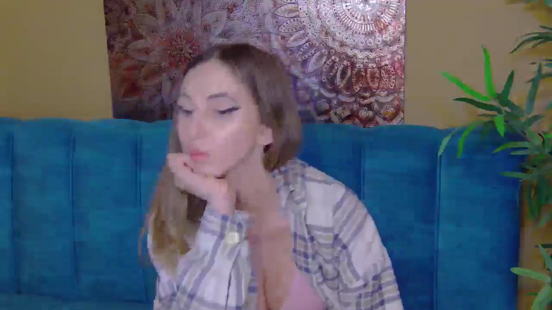 Gallery image thumbnail from Artemiss's myfreecams stream on, 10/18/2024, 21:39 image 14 of 20