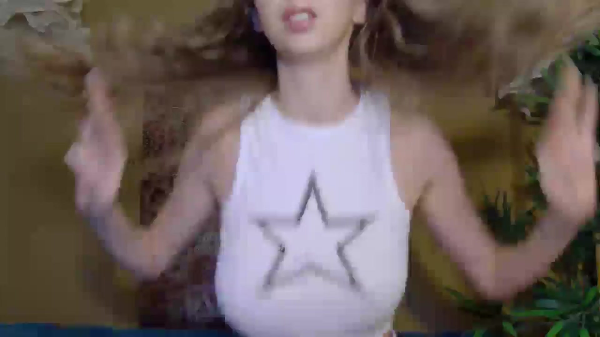 Gallery image thumbnail from Artemiss's myfreecams stream on, 10/19/2024, 21:57 image 14 of 20