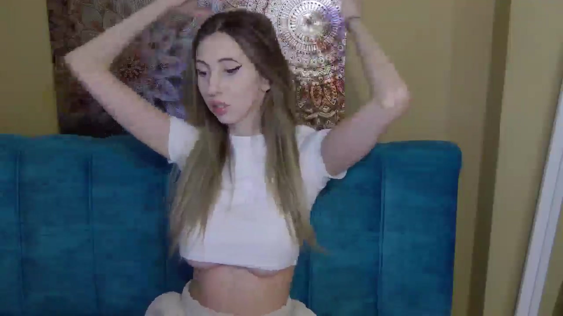 Gallery image thumbnail from Artemiss's myfreecams stream on, 10/21/2024, 18:43 image 5 of 20