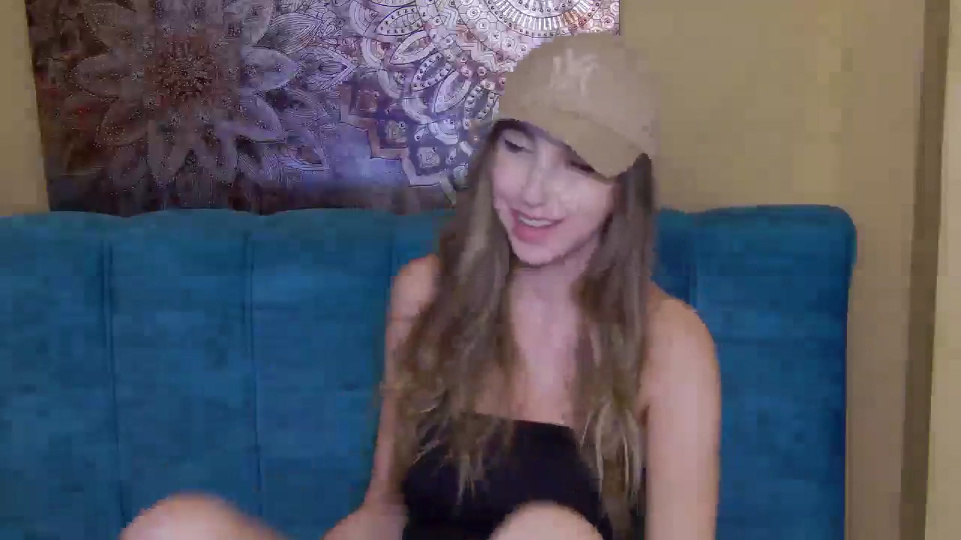 Gallery image thumbnail from Artemiss's myfreecams stream on, 10/22/2024, 23:03 image 15 of 20