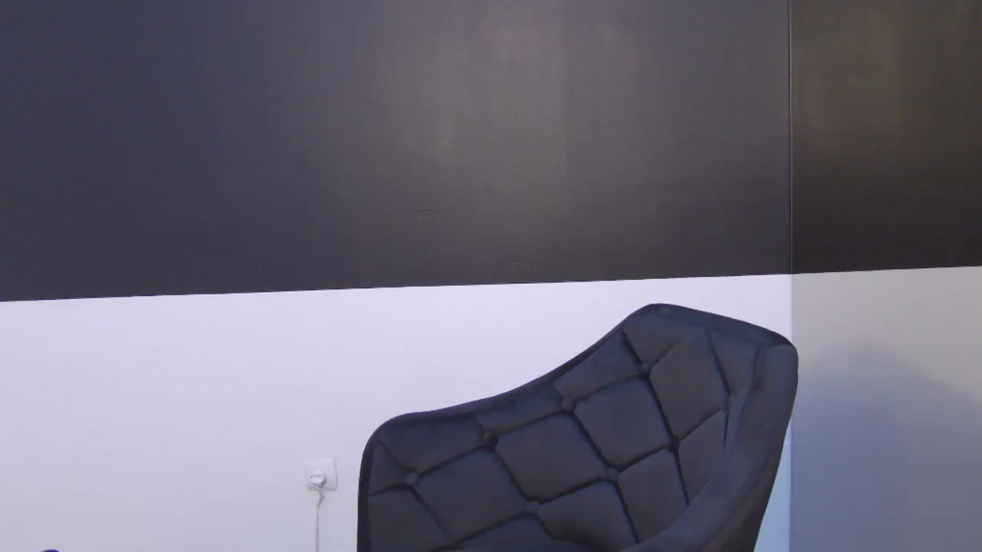 Gallery image thumbnail from Artemiss's myfreecams stream on, 10/27/2024, 22:04 image 5 of 20
