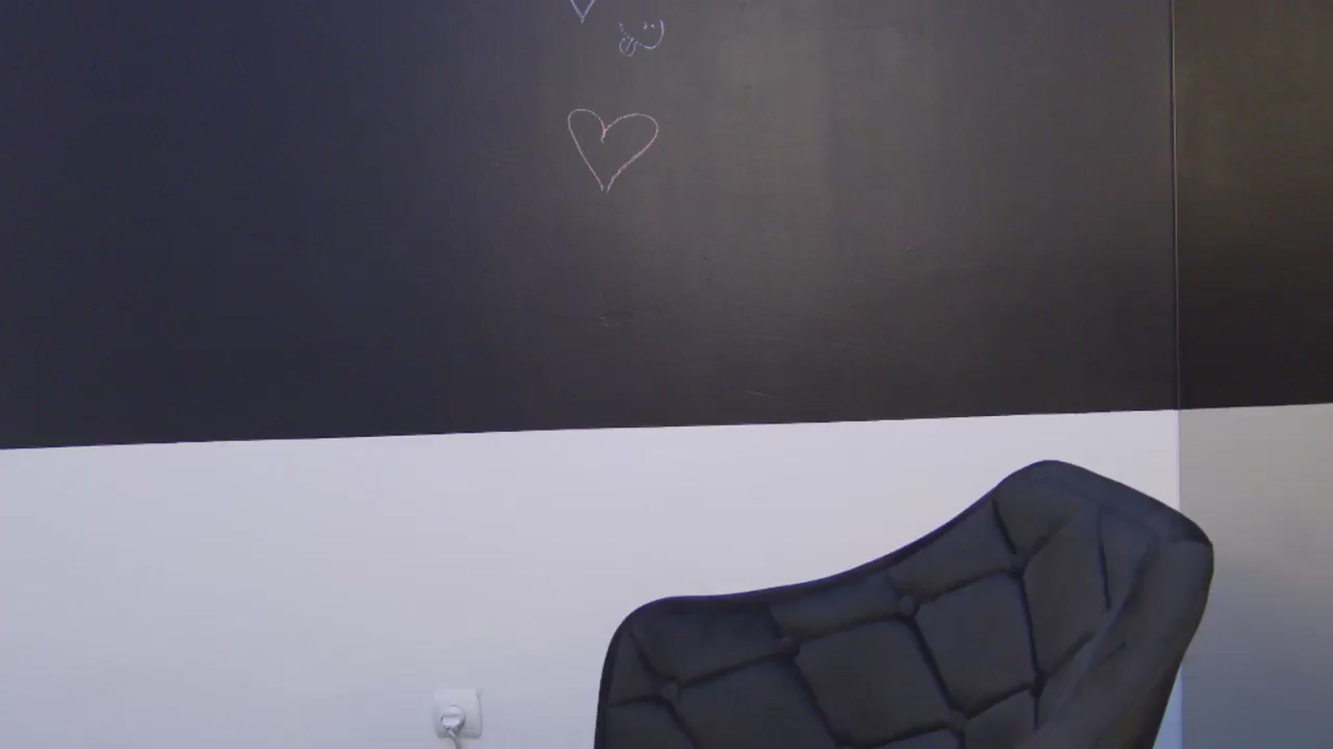 Gallery image thumbnail from Artemiss's myfreecams stream on, 10/27/2024, 22:21 image 19 of 20