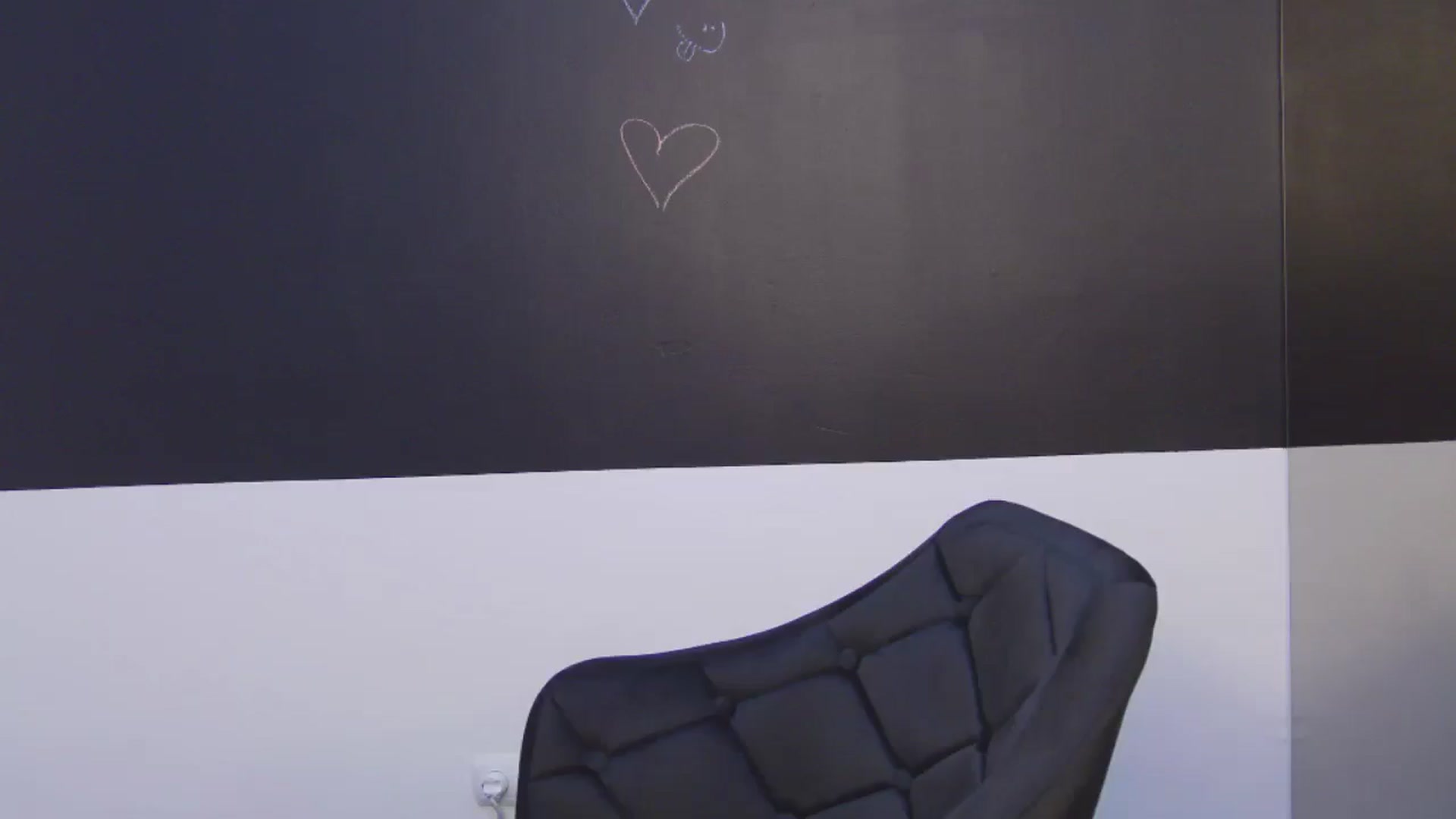 Gallery image thumbnail from Artemiss's myfreecams stream on, 10/27/2024, 22:21 image 7 of 20