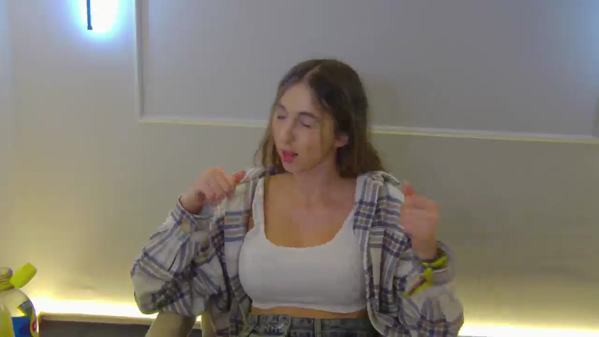Gallery image thumbnail from Artemiss's myfreecams stream on, 11/01/2024, 22:55 image 13 of 20