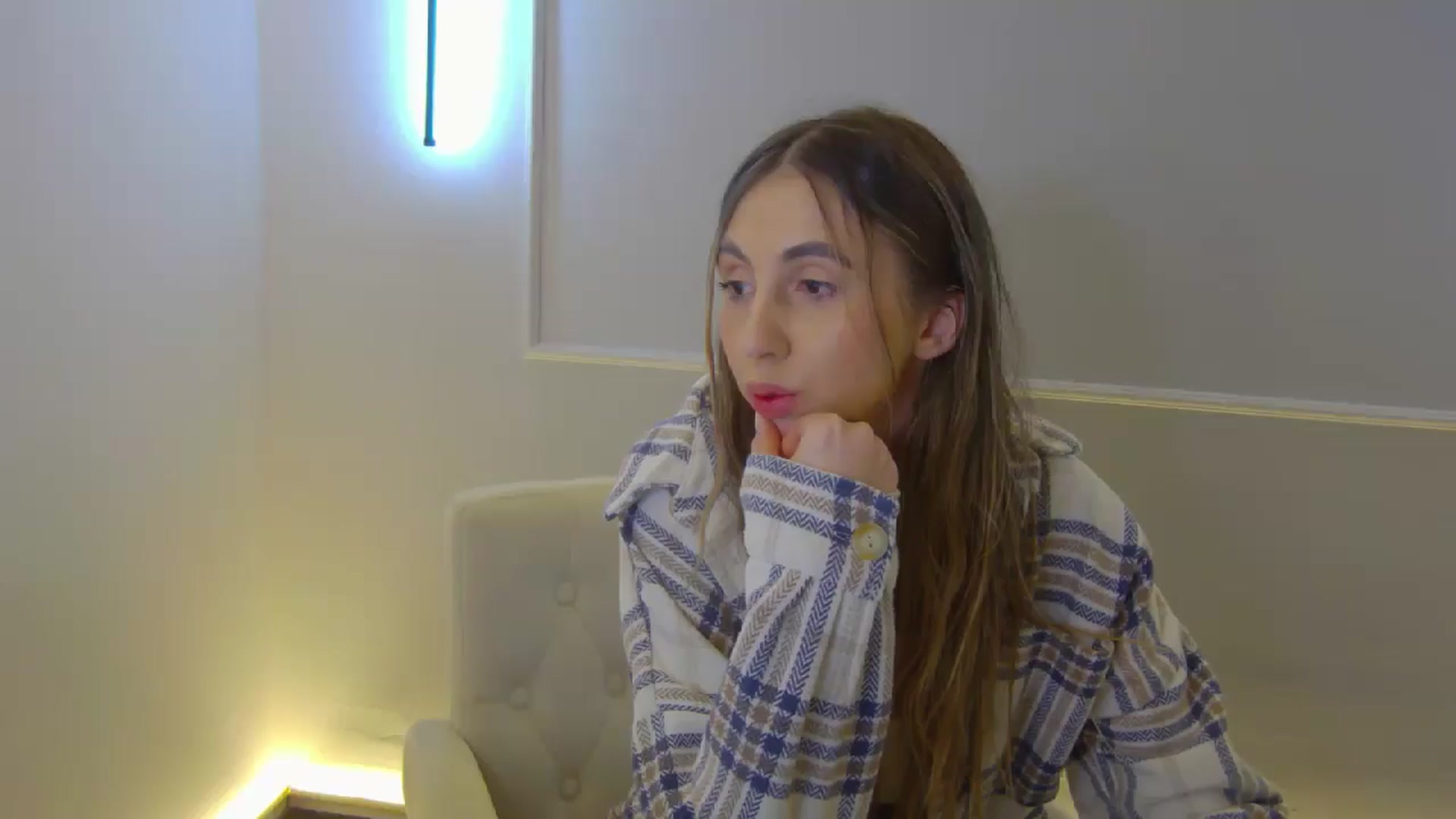 Gallery image thumbnail from Artemiss's myfreecams stream on, 11/01/2024, 22:55 image 1 of 20