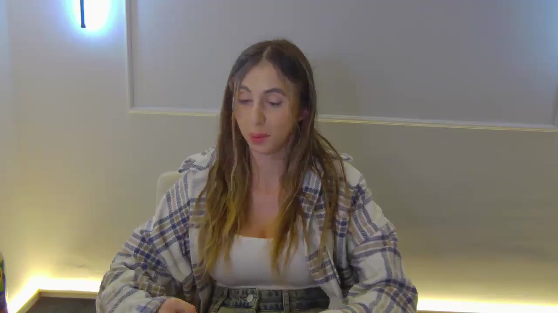 Gallery image thumbnail from Artemiss's myfreecams stream on, 11/01/2024, 22:55 image 5 of 20